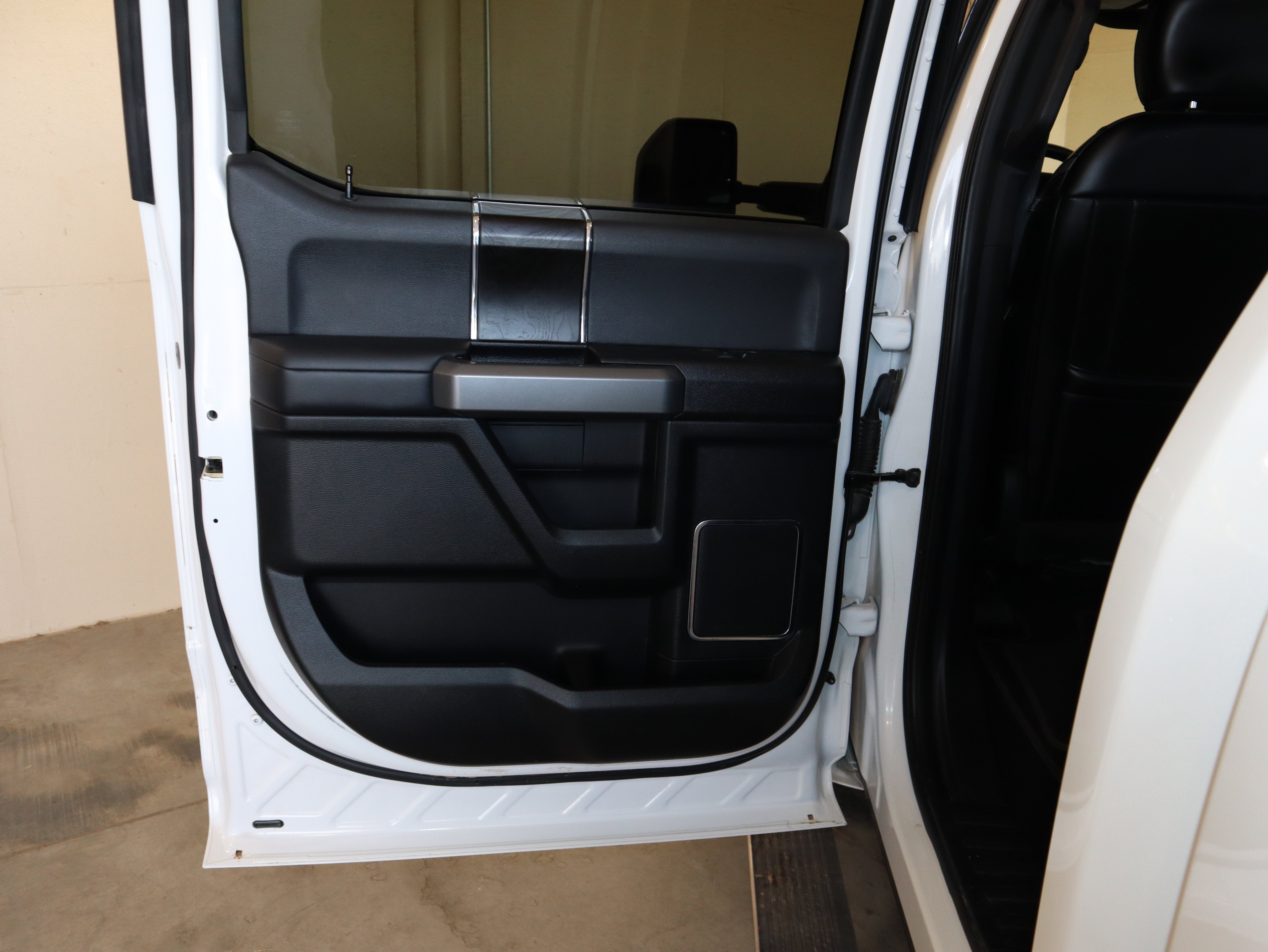 2019 Ford F-350SD Platinum DRW