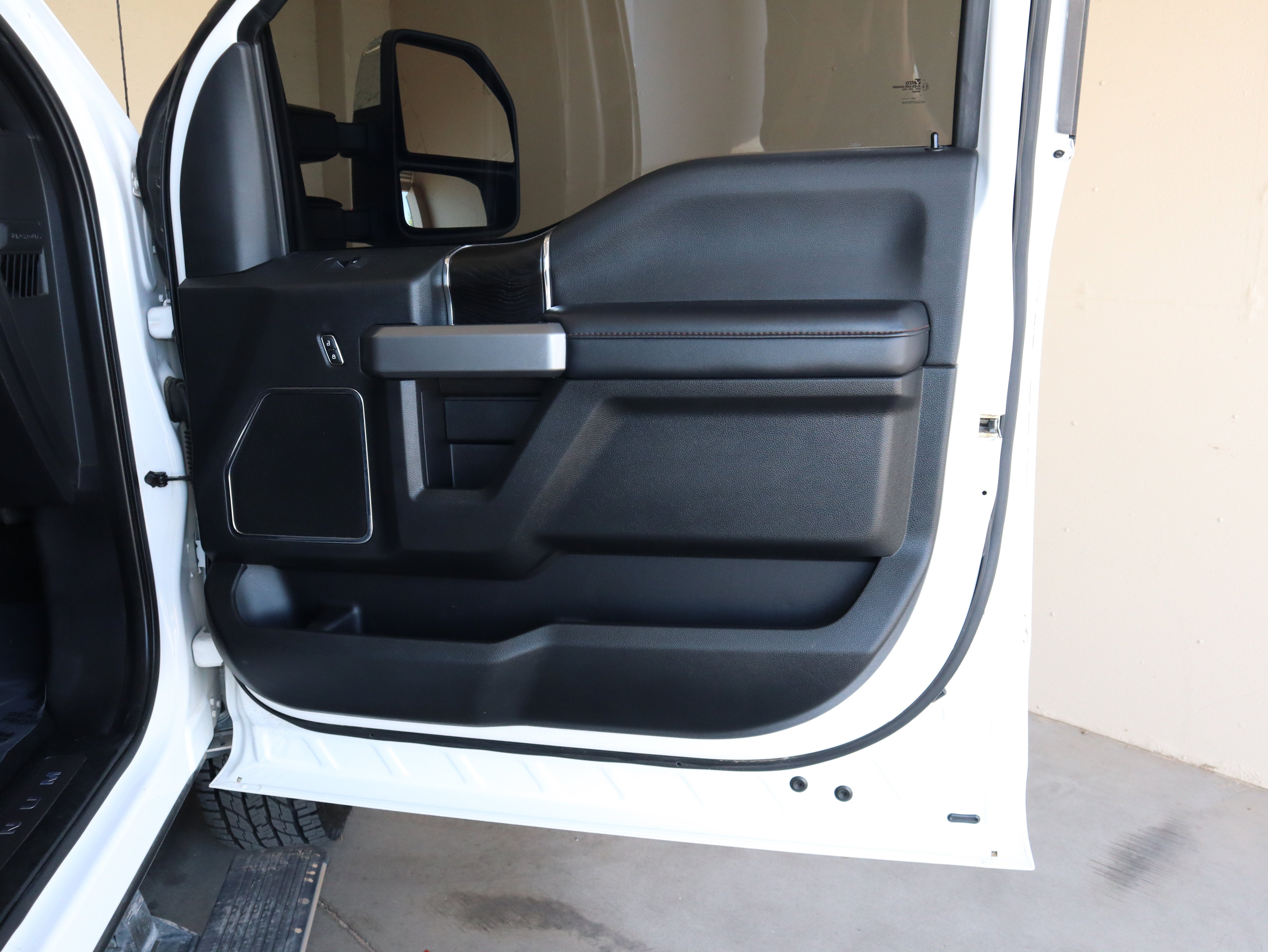 2019 Ford F-350SD Platinum DRW