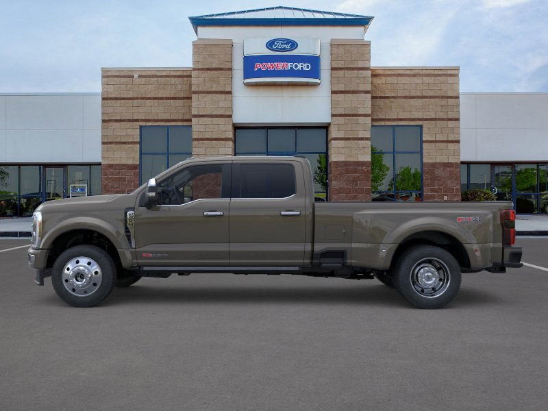2026 Ford F-450SD Platinum DRW