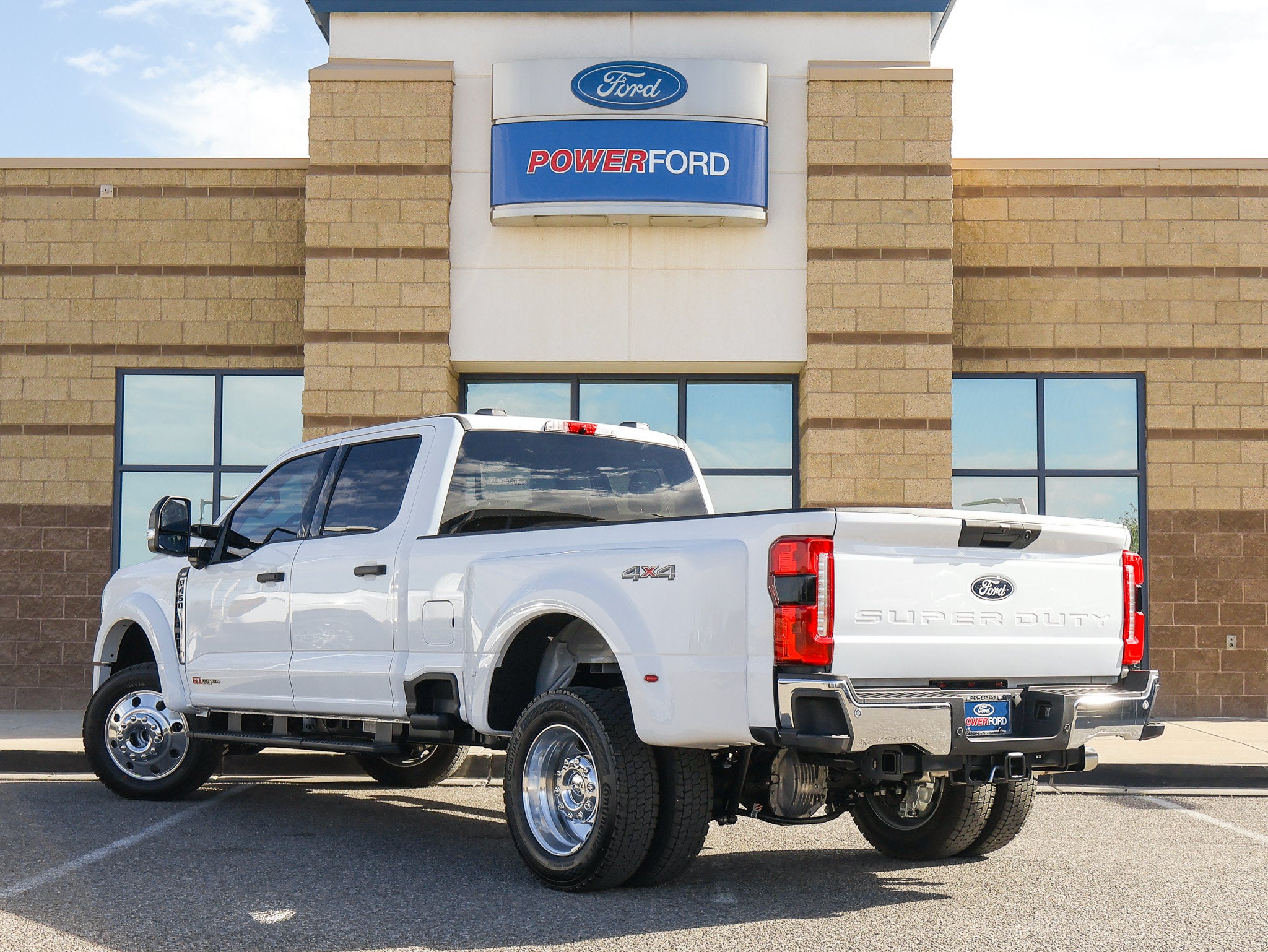 2027 Ford F-450SD XLT DRW
