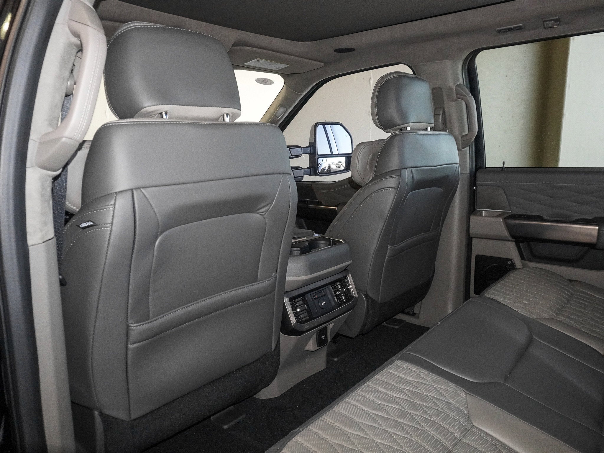 2026 Ford F-450SD Platinum DRW