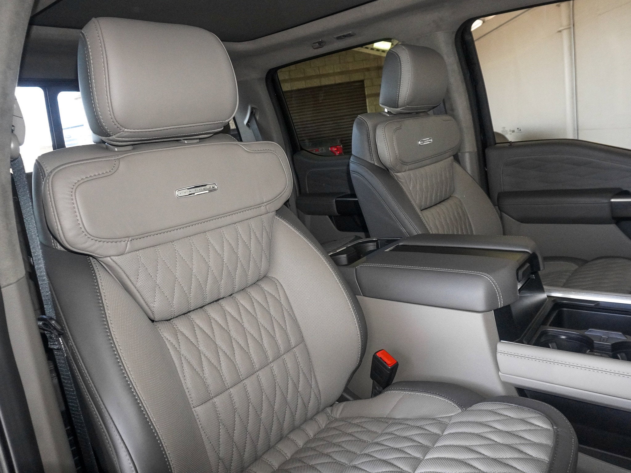 2026 Ford F-450SD Platinum DRW