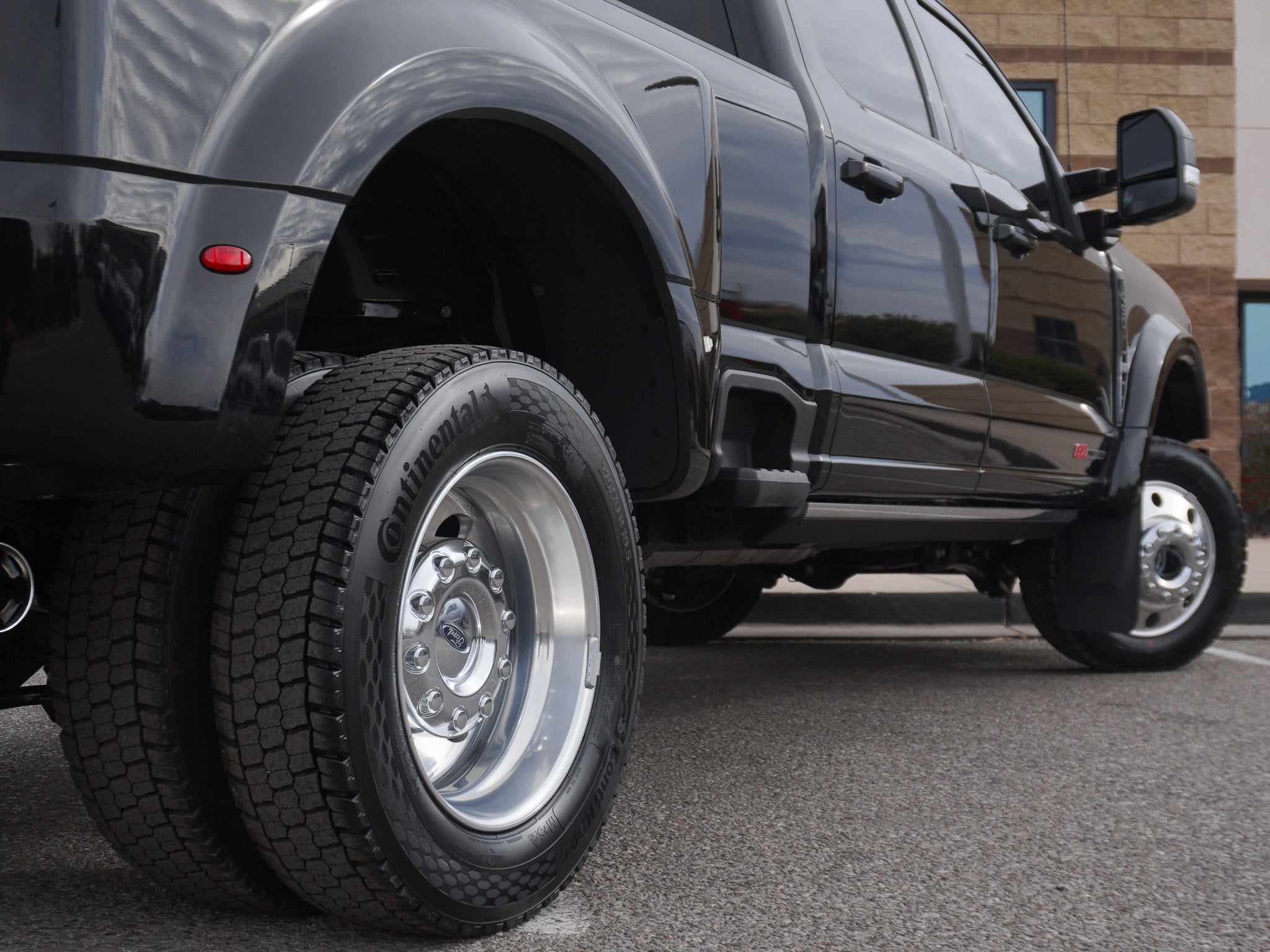 2026 Ford F-450SD Platinum DRW