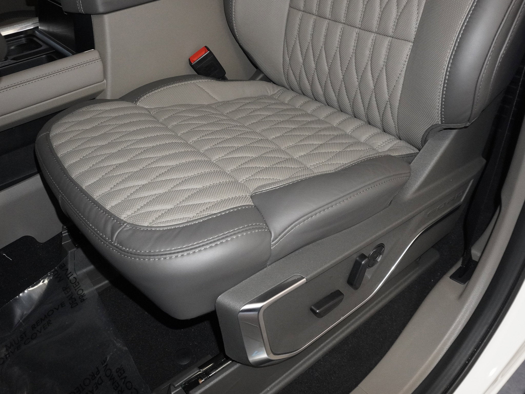 2026 Ford F-450SD Platinum DRW