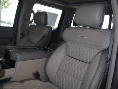 2026 Ford F-450SD Platinum DRW