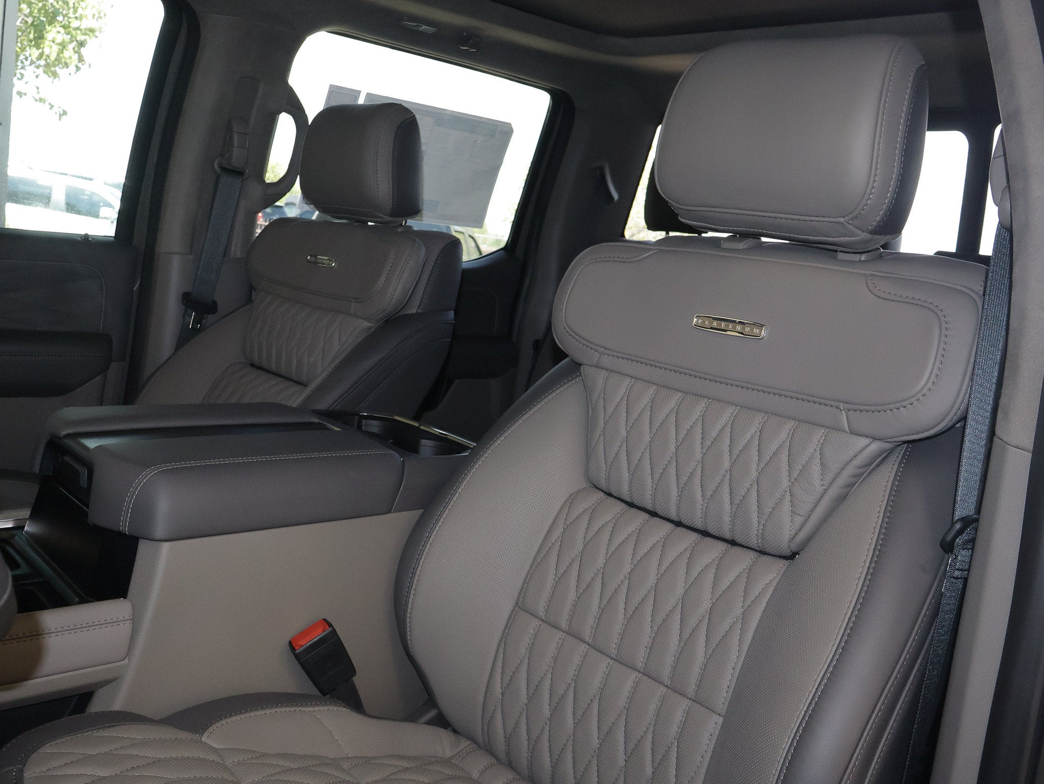 2026 Ford F-450SD Platinum DRW