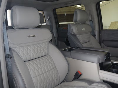 2026 Ford F-450SD Platinum DRW