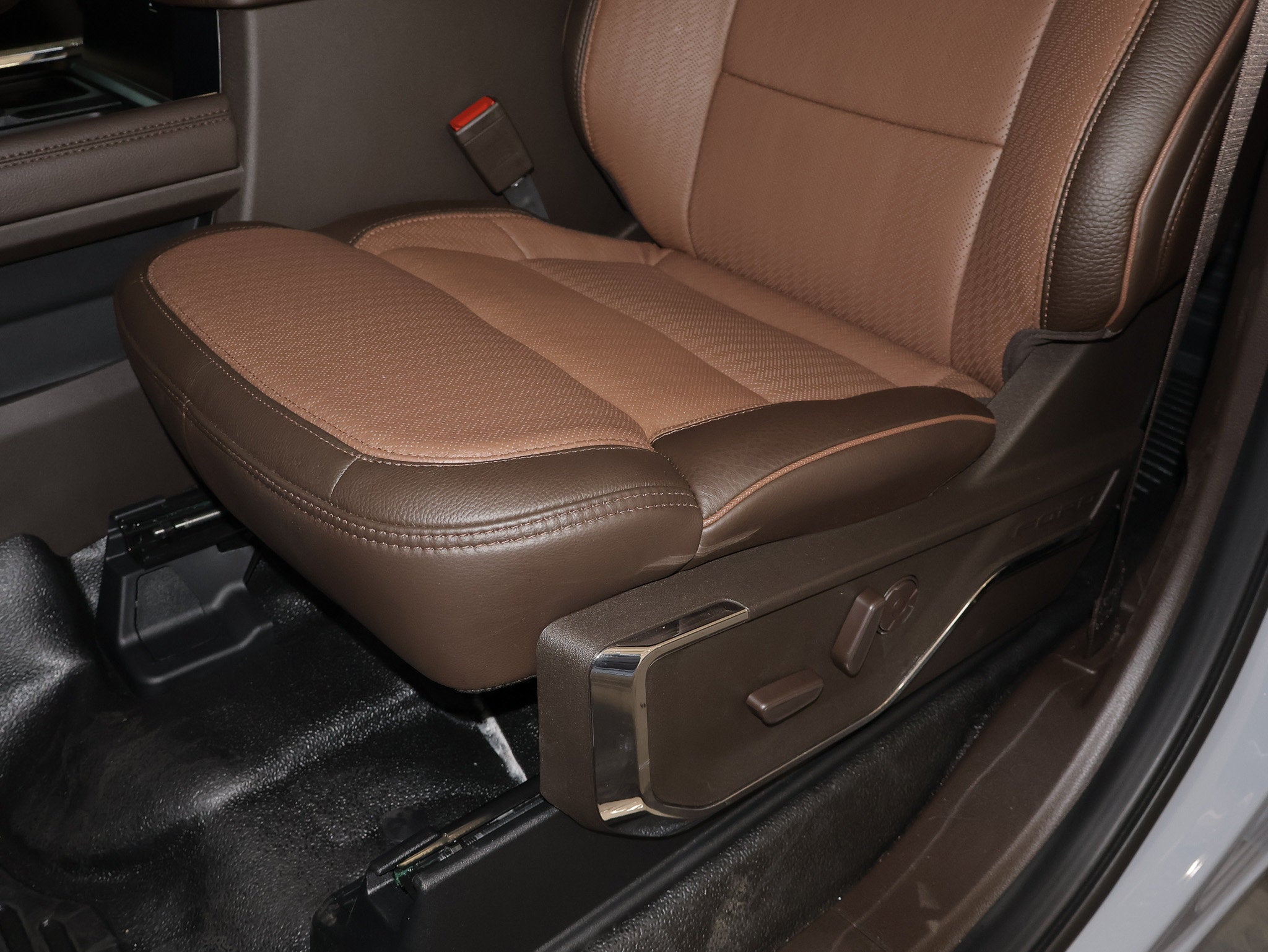 2026 Ford F-450SD King Ranch DRW