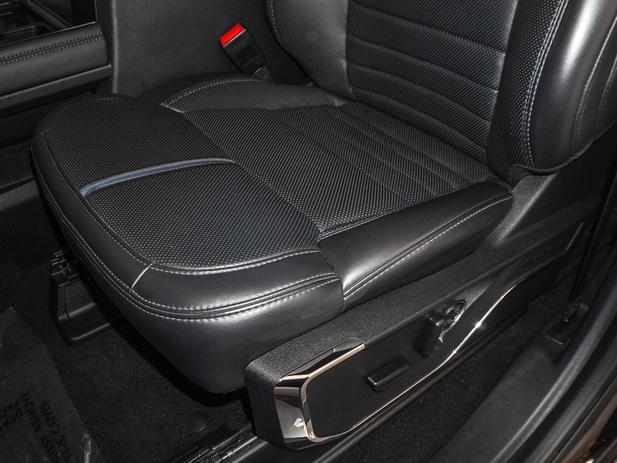 2025 Ford F-450SD Platinum DRW