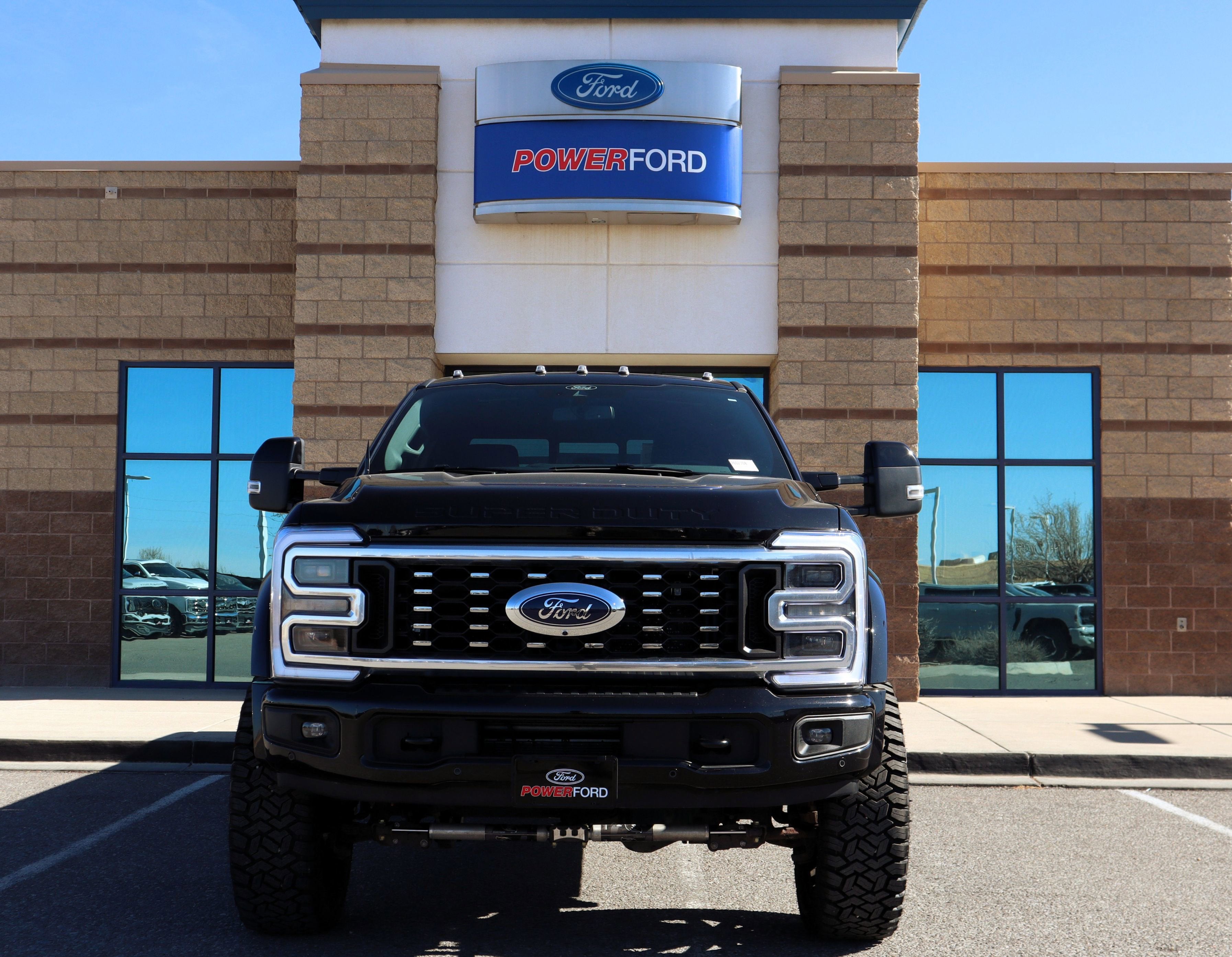 2025 Ford F-450SD Platinum DRW