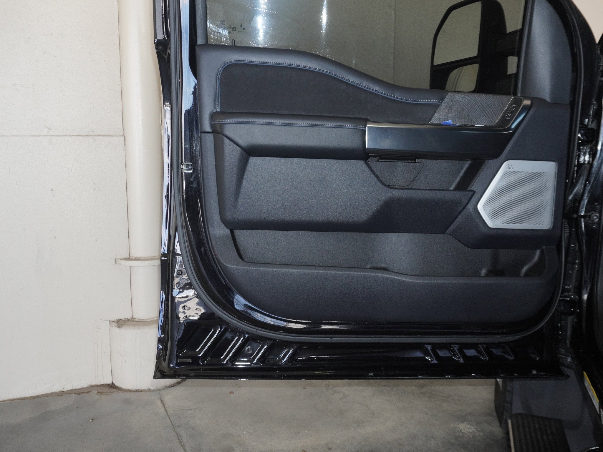 2025 Ford F-450SD Platinum DRW