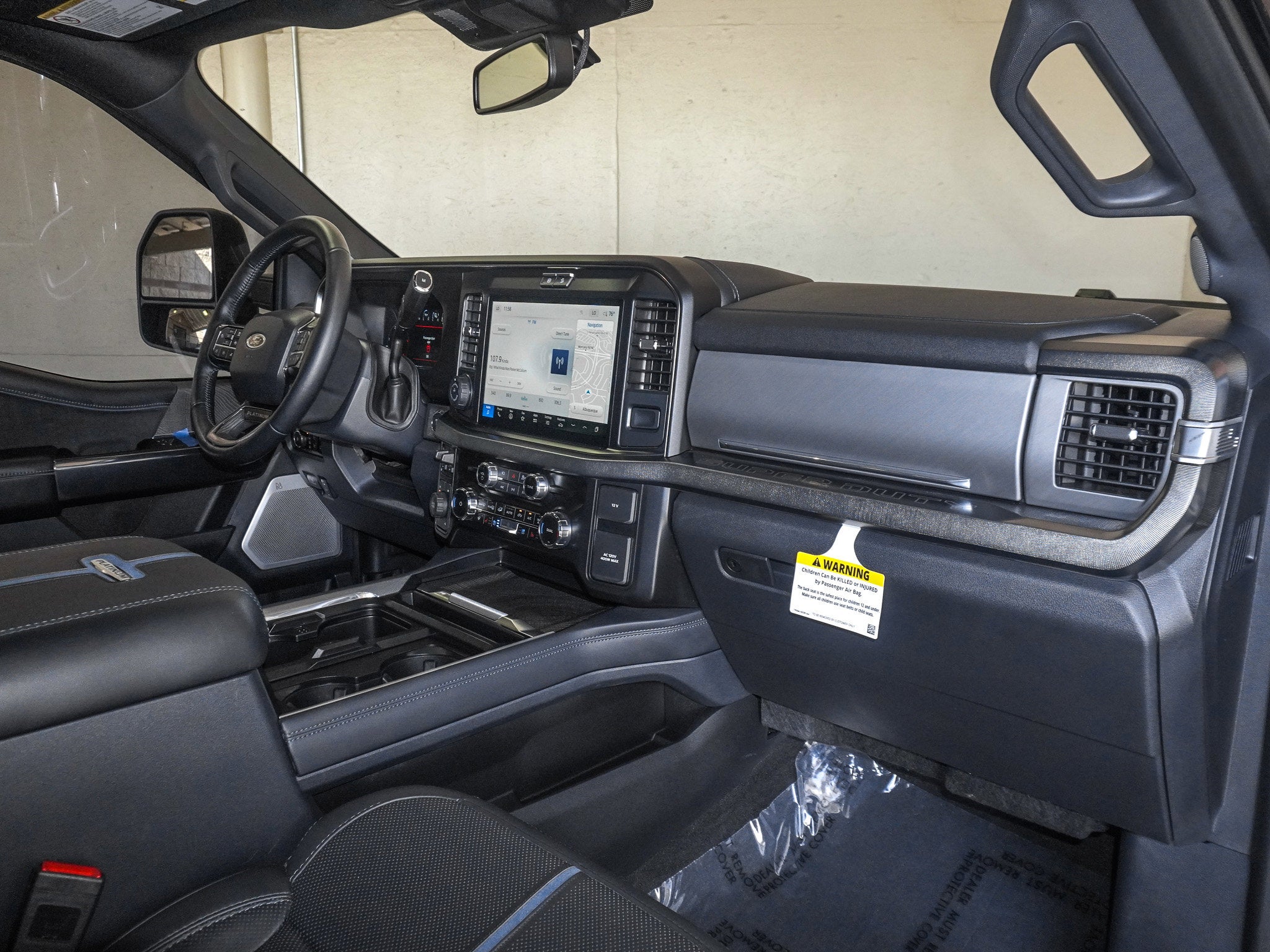 2025 Ford F-450SD Platinum DRW