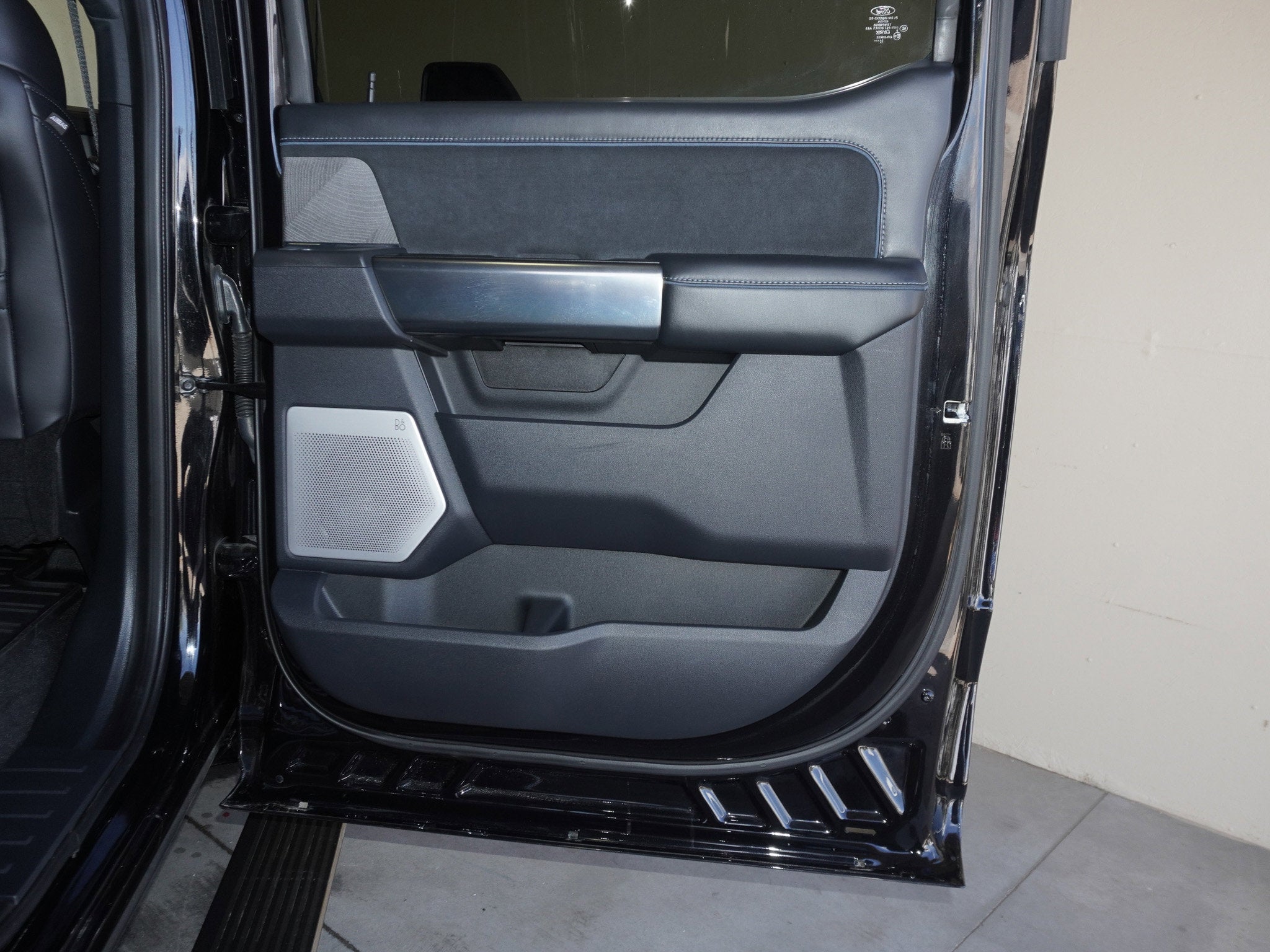 2025 Ford F-450SD Platinum DRW