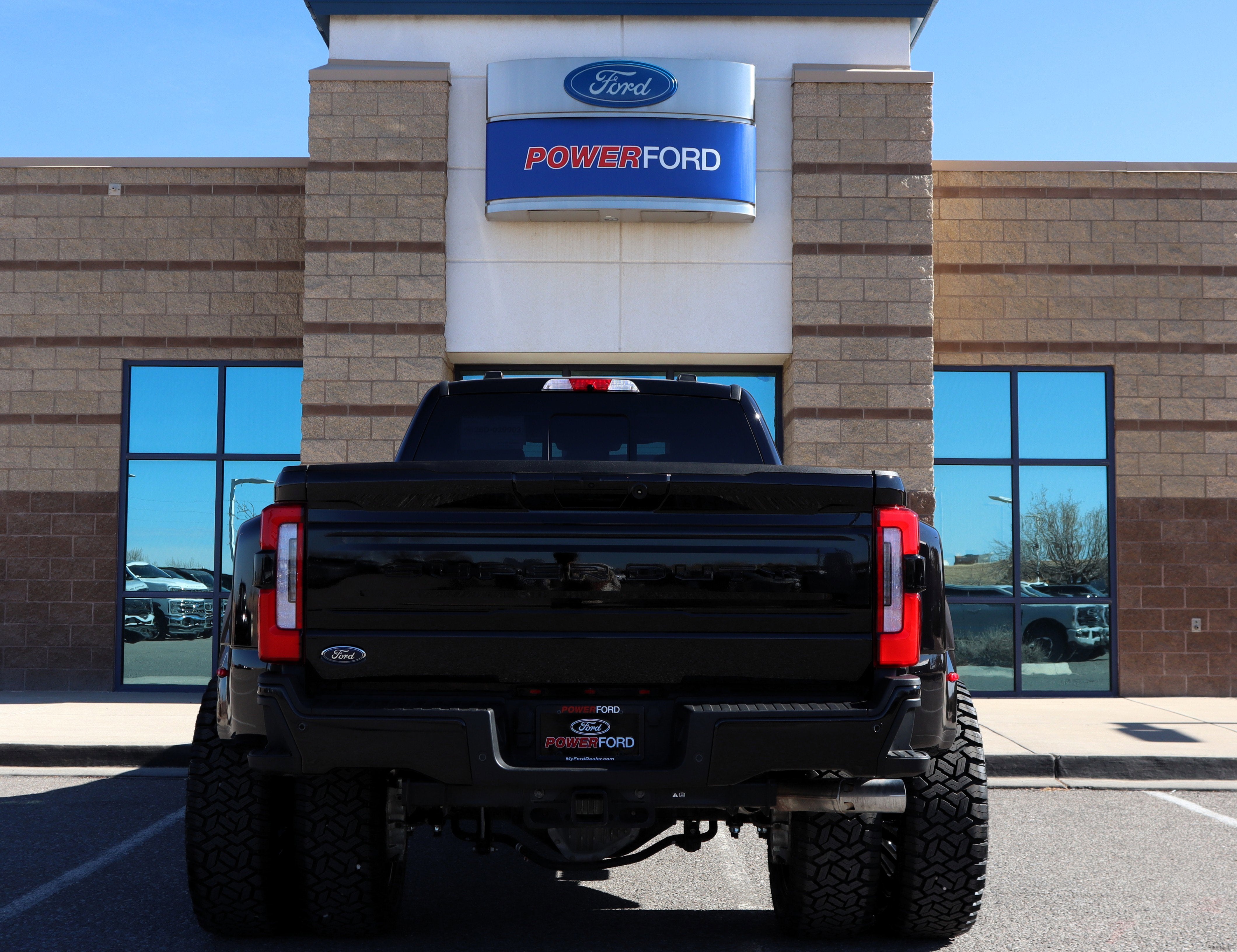 2025 Ford F-450SD Platinum DRW
