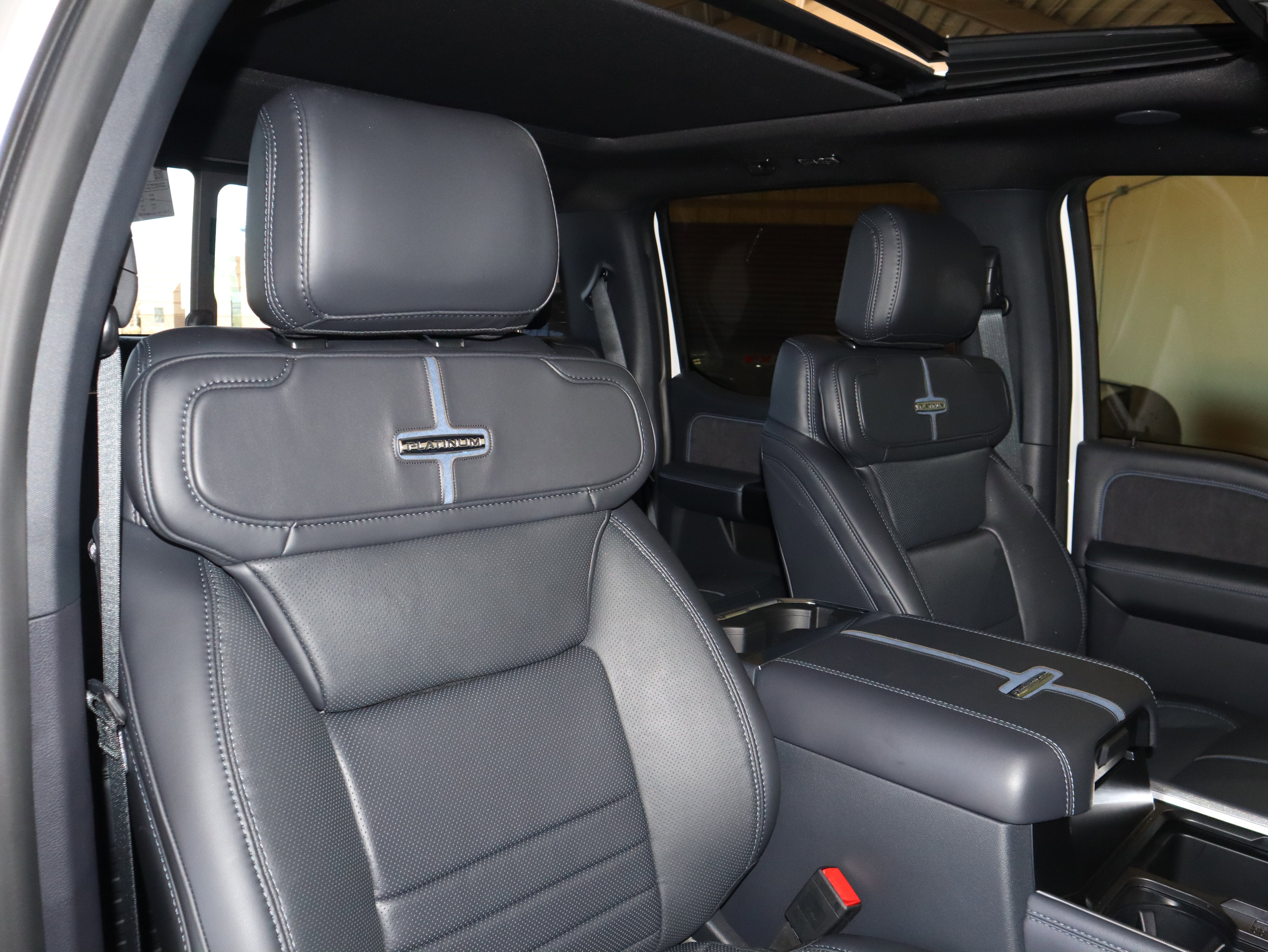 2026 Ford F-450SD Platinum DRW