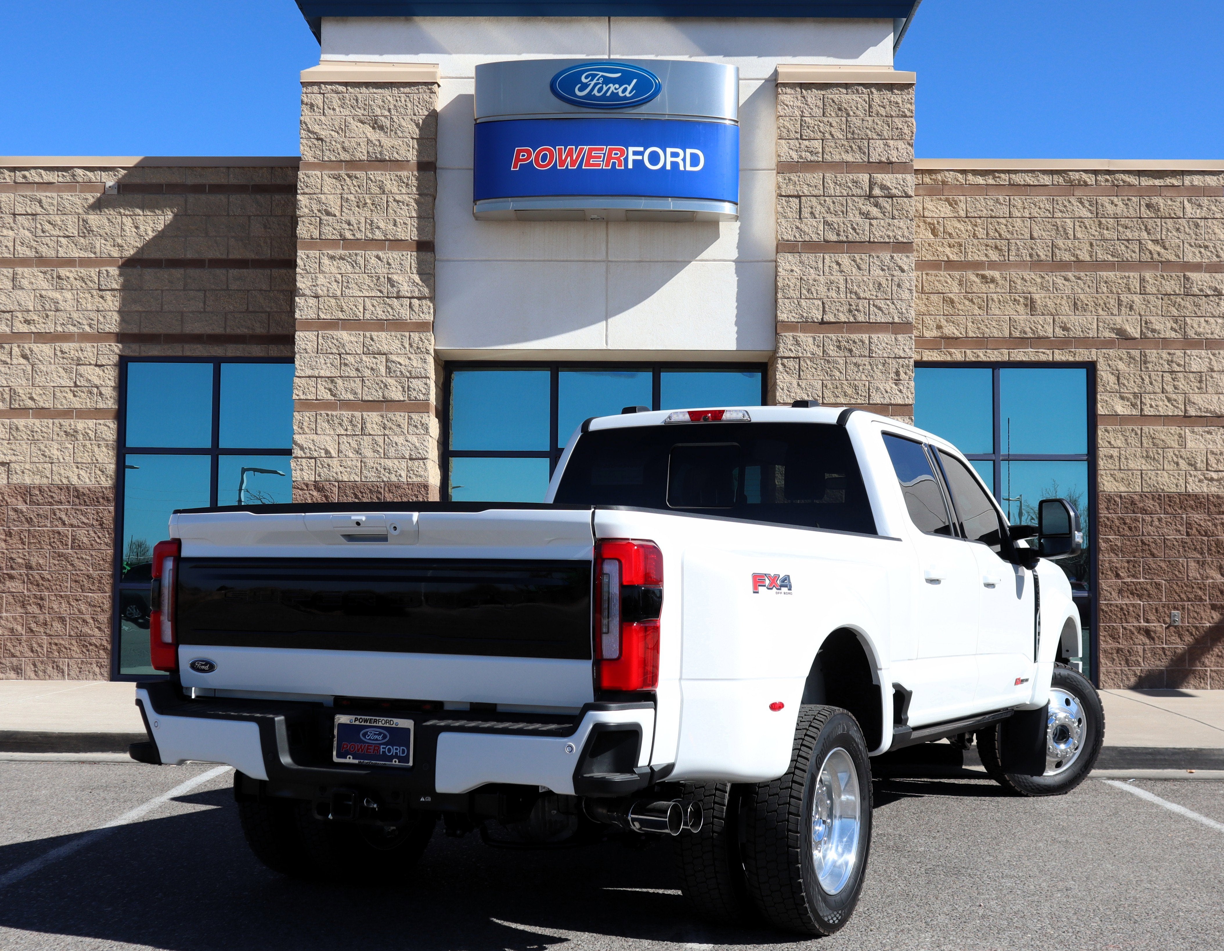 2026 Ford F-450SD Platinum DRW