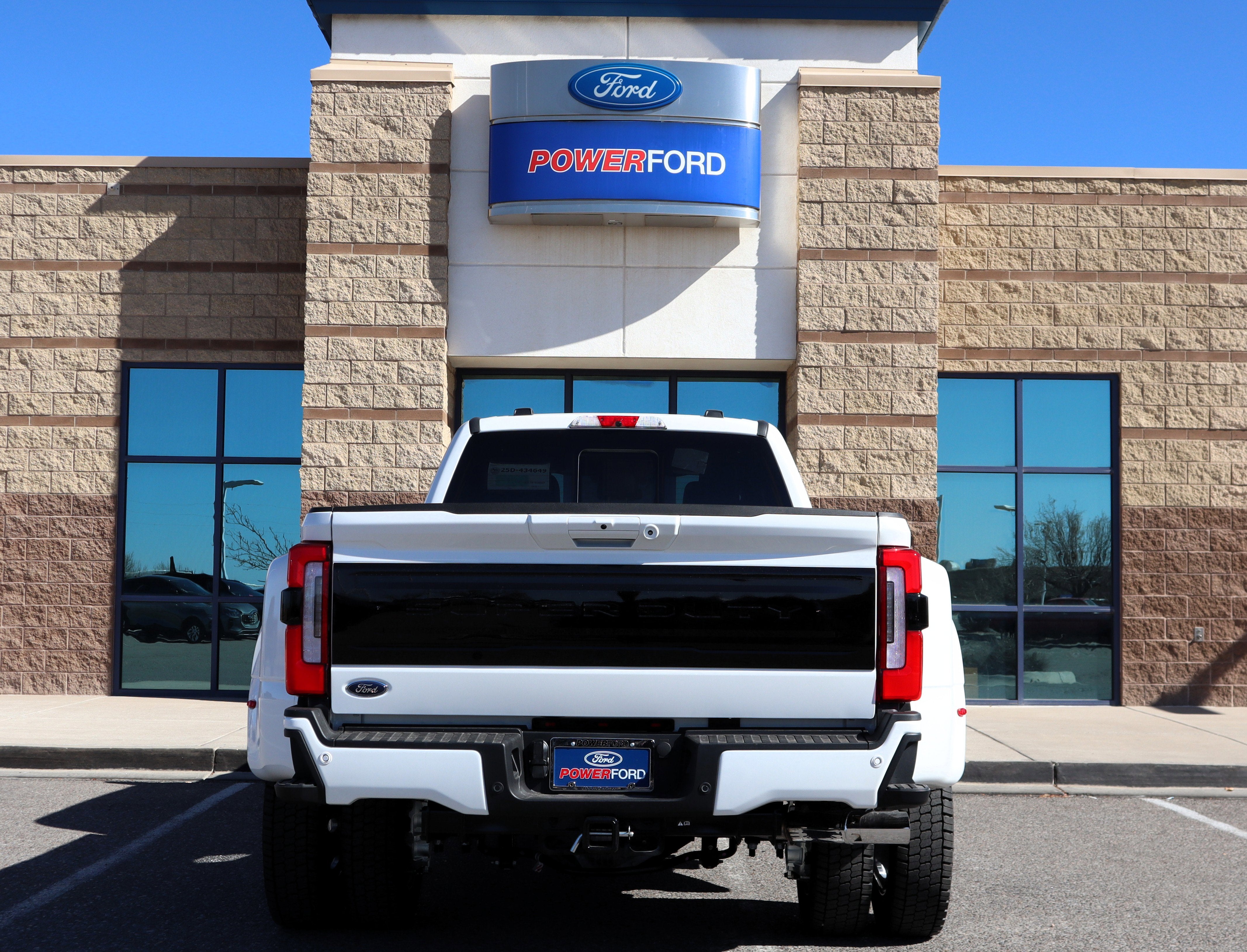 2026 Ford F-450SD Platinum DRW