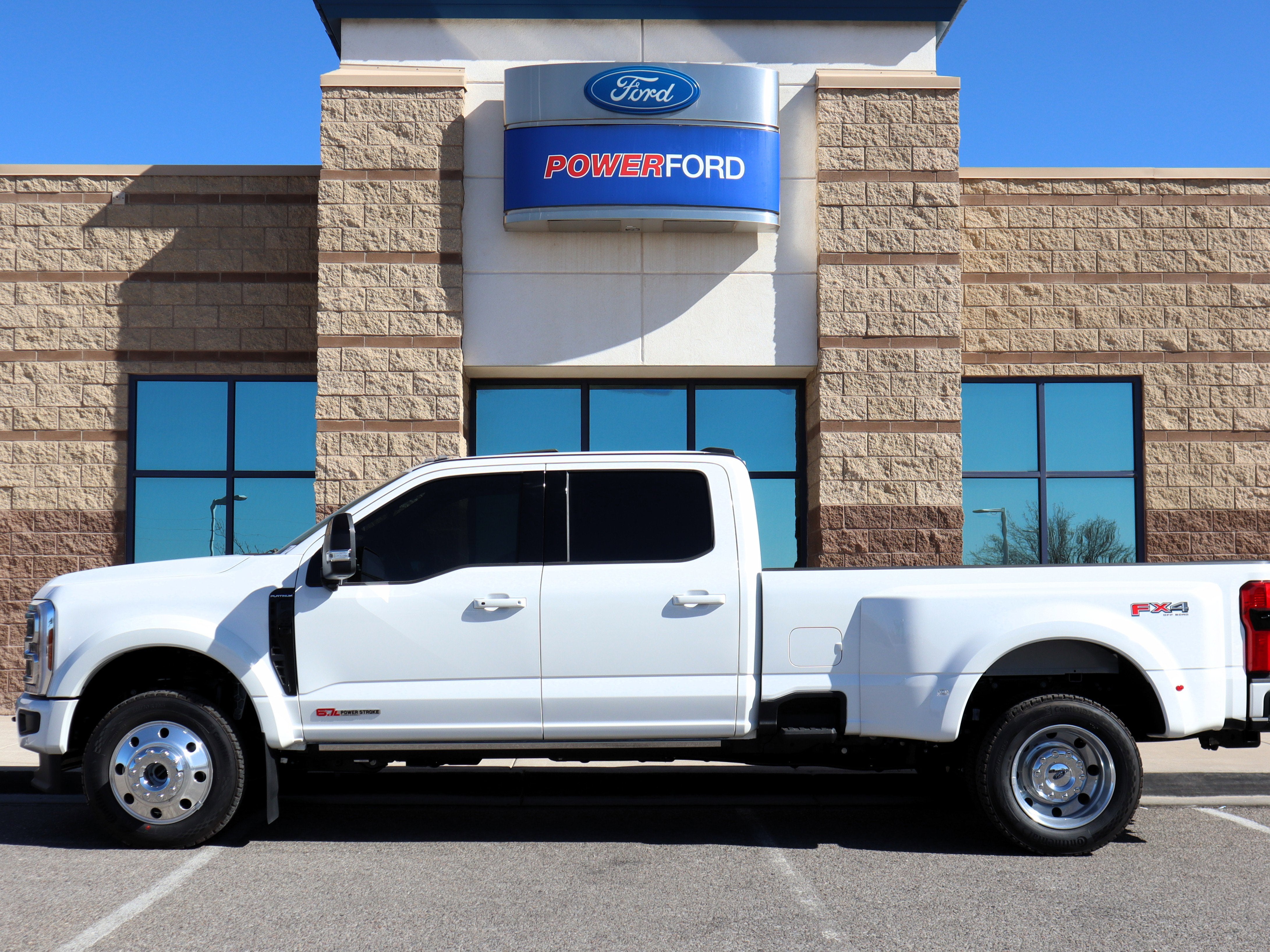 2026 Ford F-450SD Platinum DRW