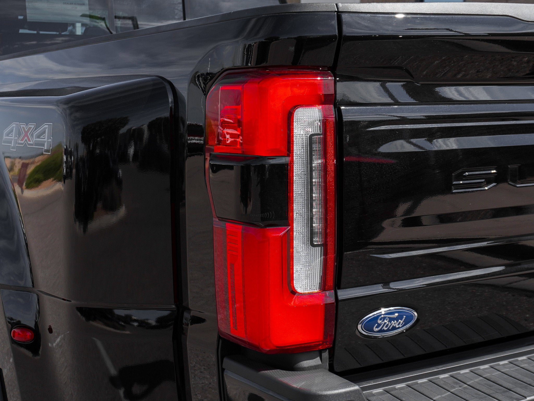 2025 Ford F-450SD Platinum DRW