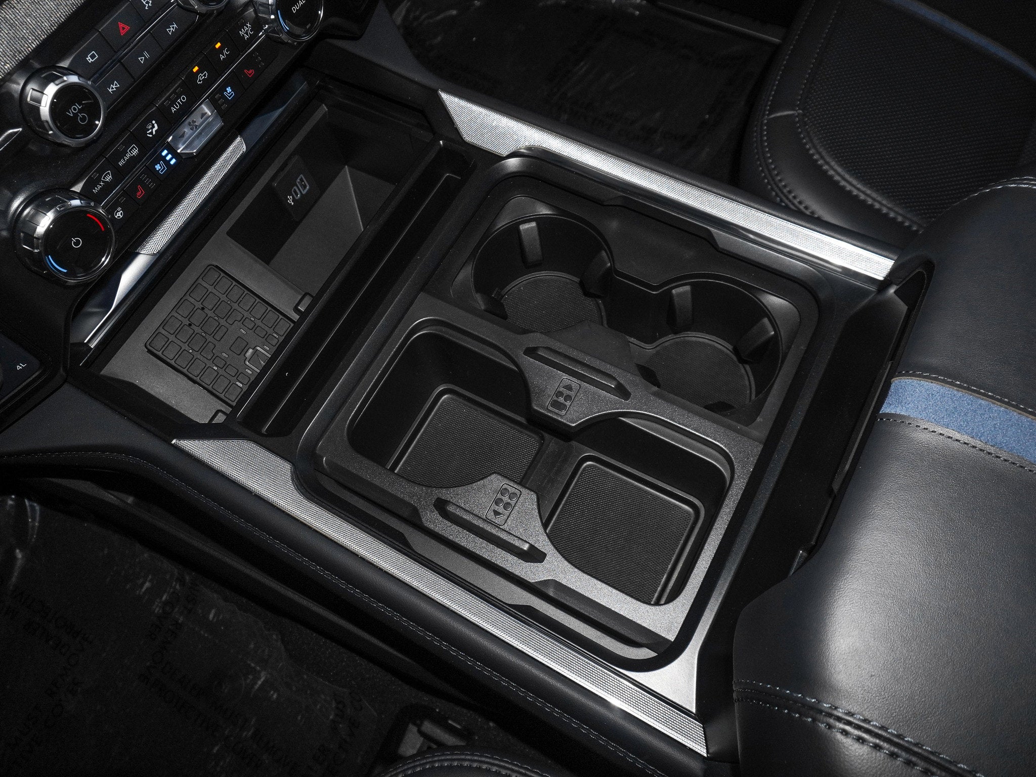 2025 Ford F-450SD Platinum DRW