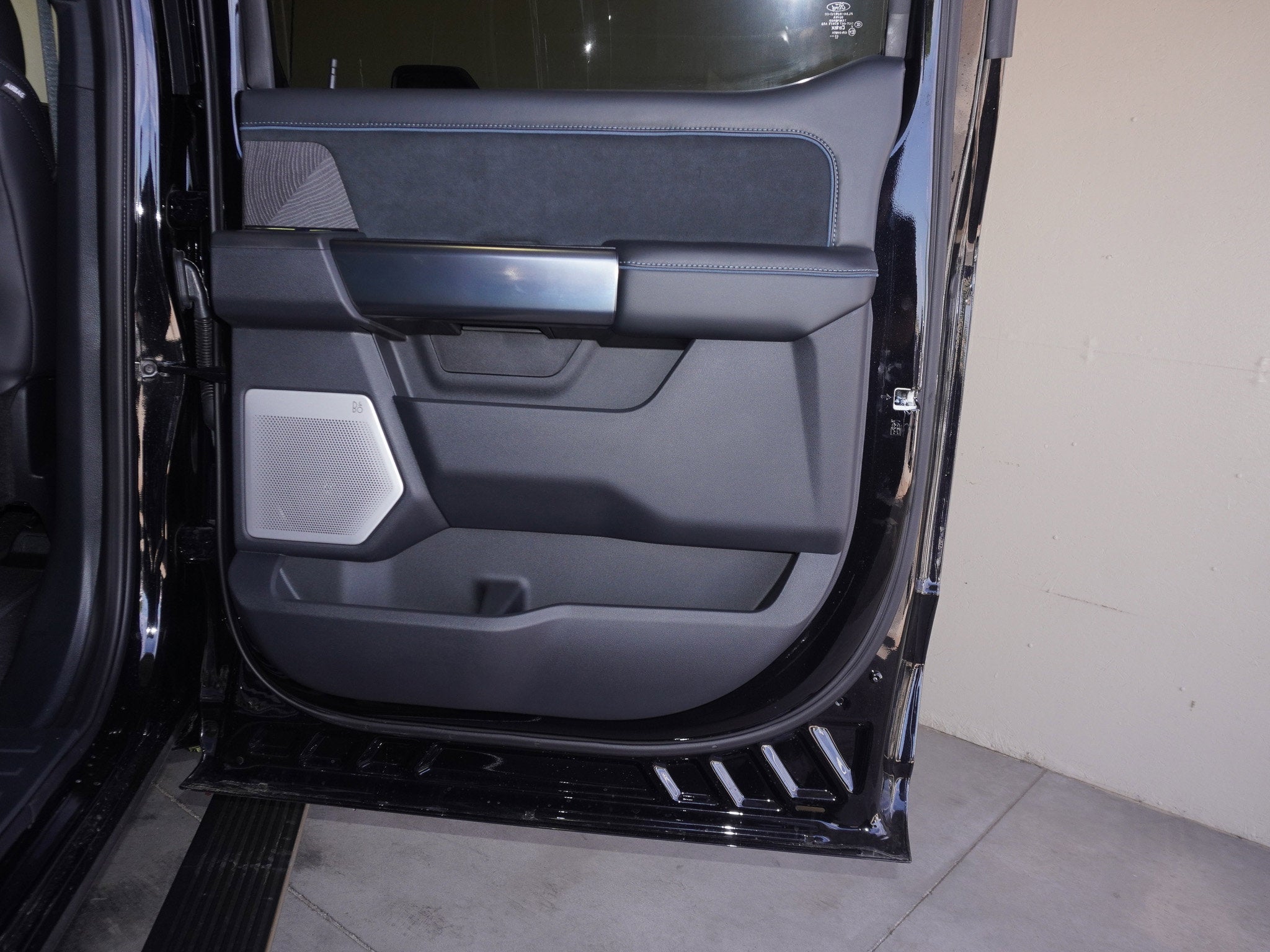 2025 Ford F-450SD Platinum DRW