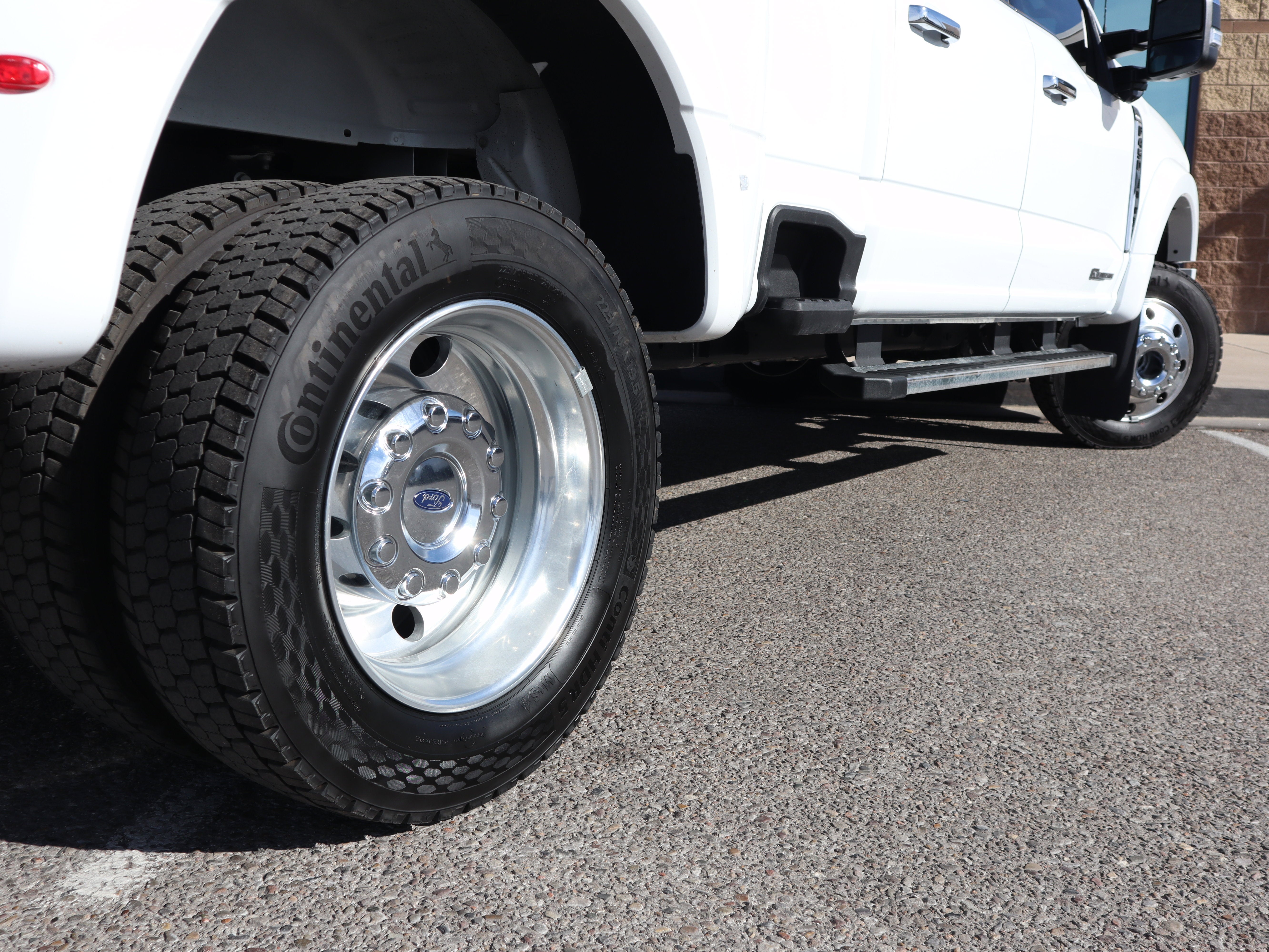 2026 Ford F-450SD Lariat DRW