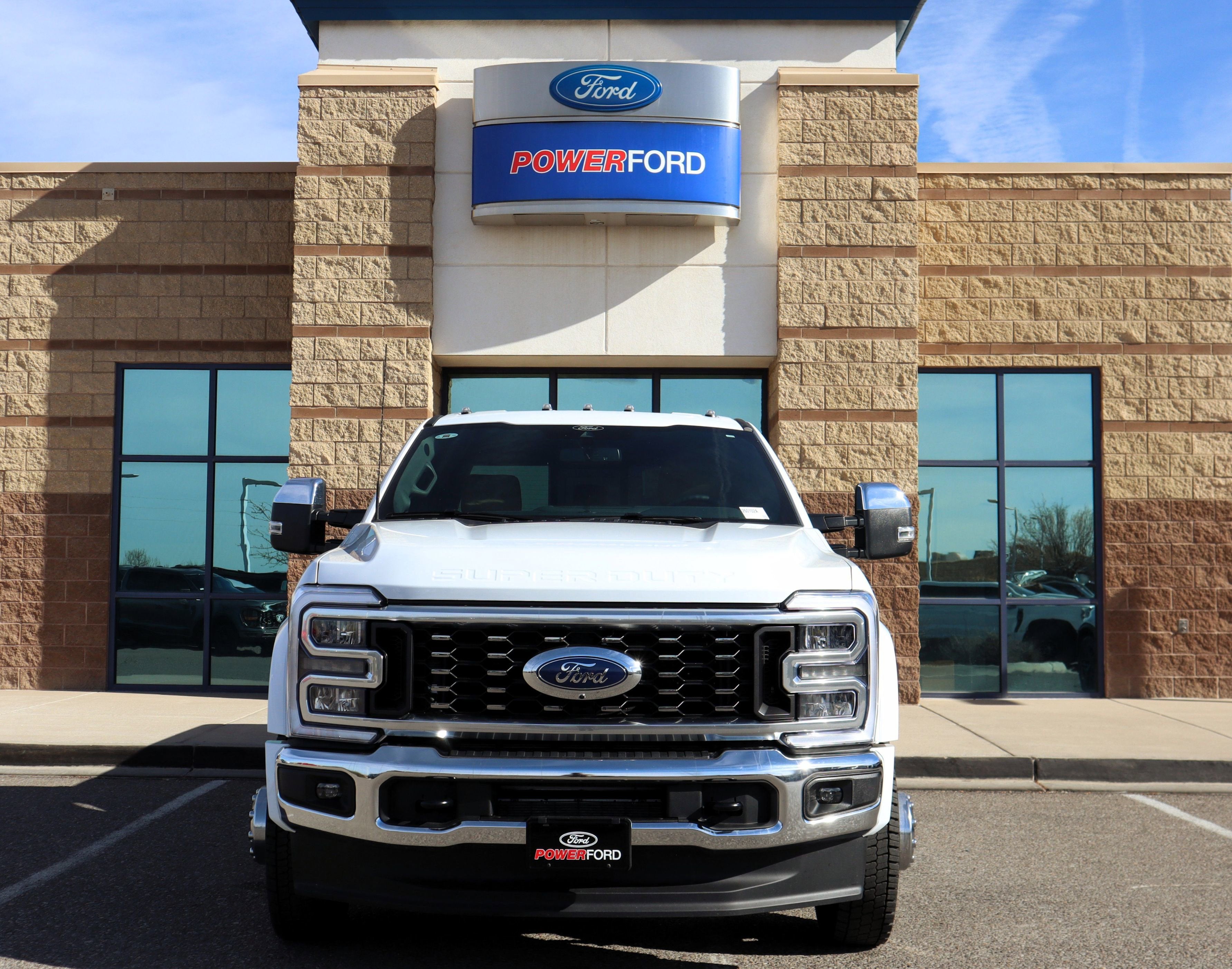 2026 Ford F-450SD Lariat DRW