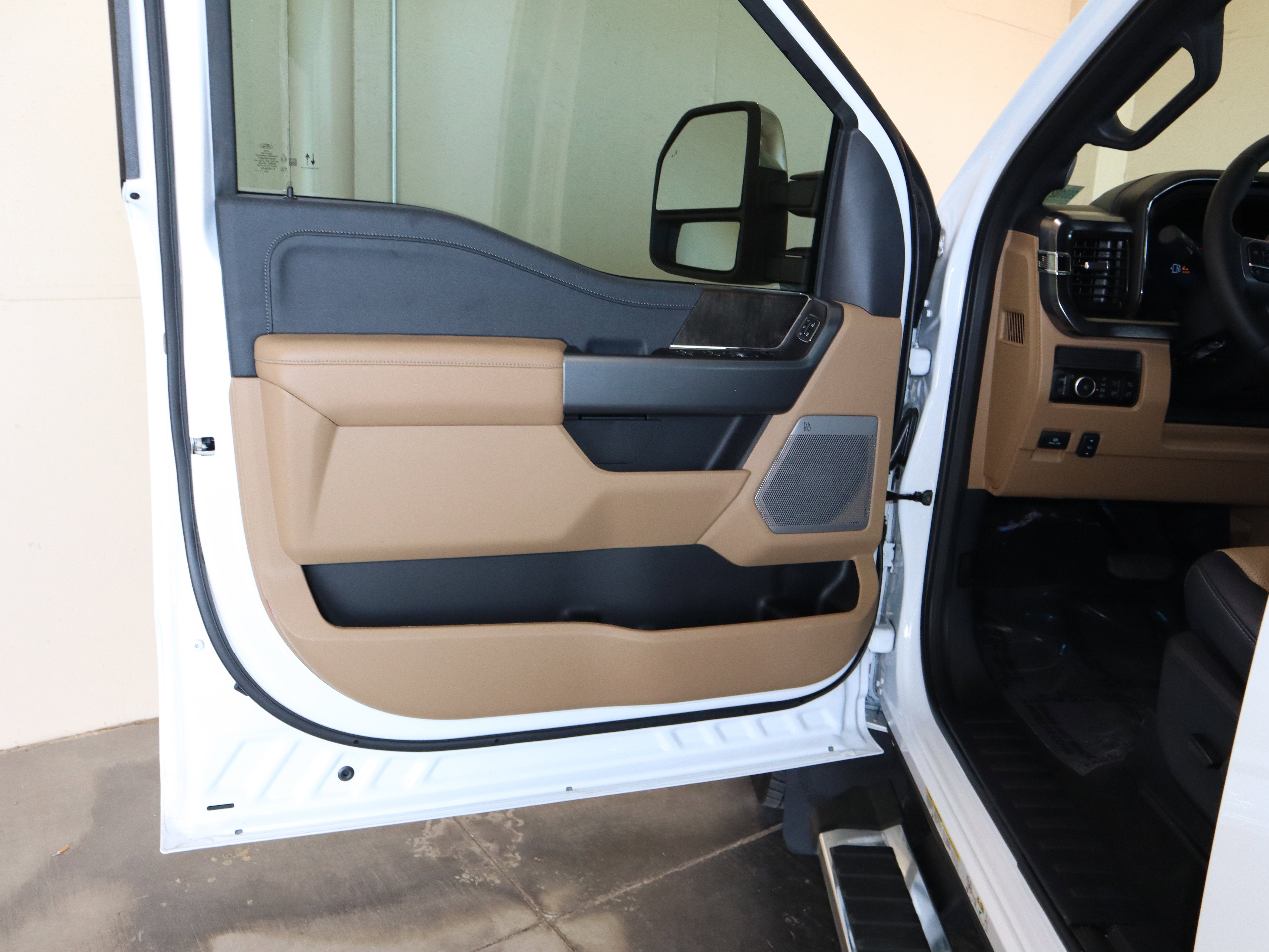 2026 Ford F-450SD Lariat DRW