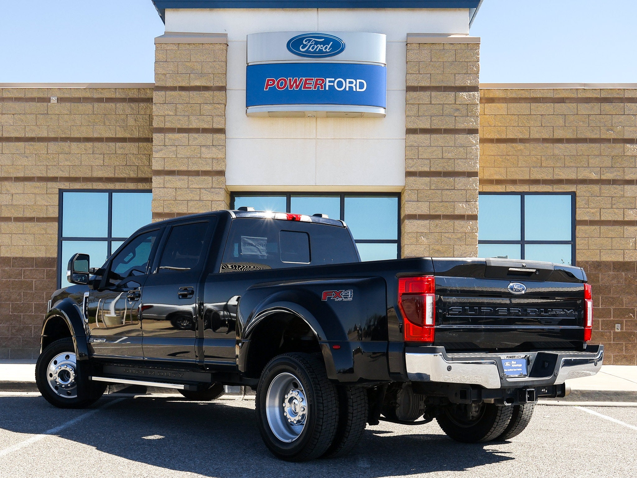 2022 Ford F-450SD Lariat DRW