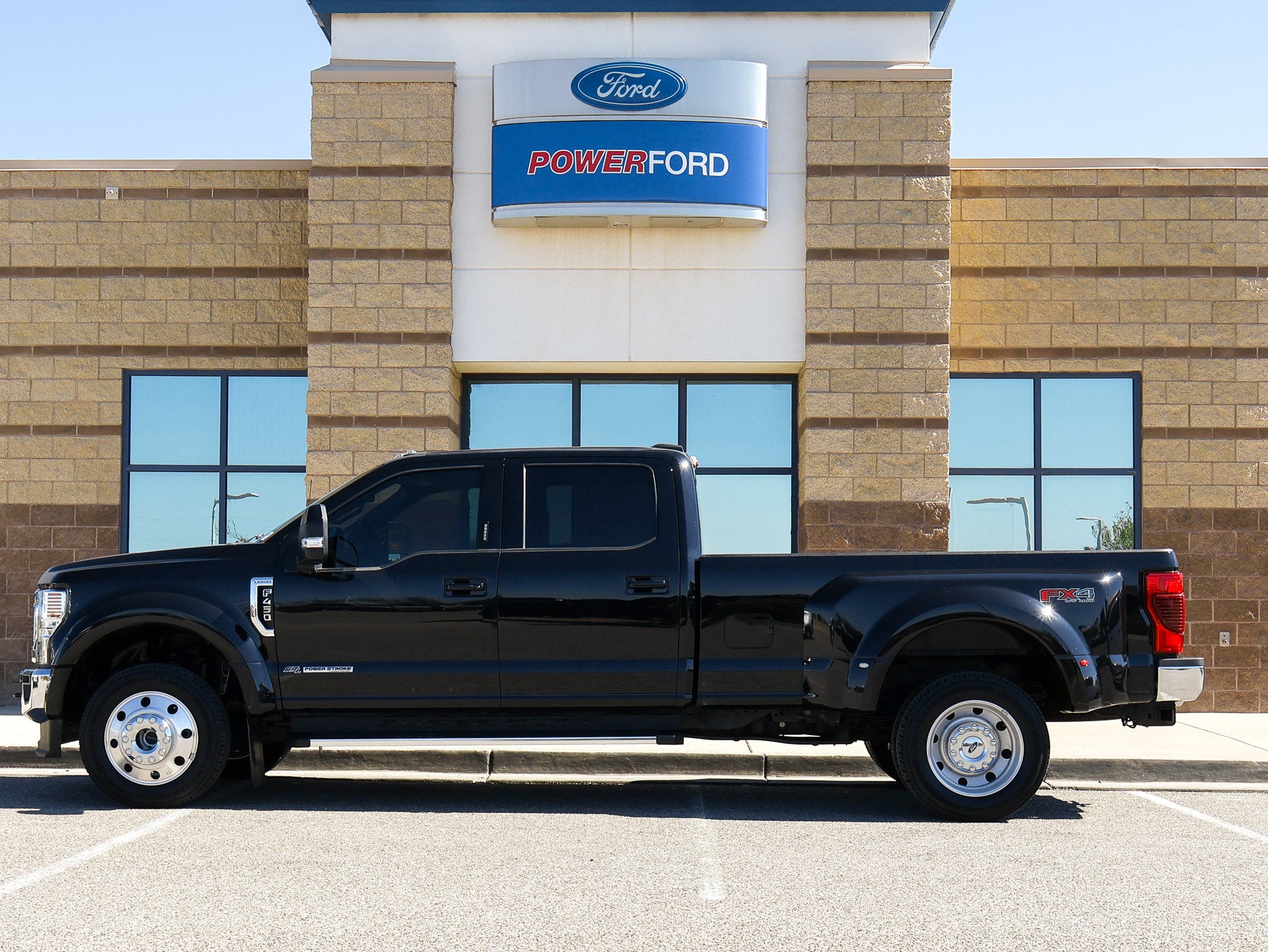 2022 Ford F-450SD Lariat DRW