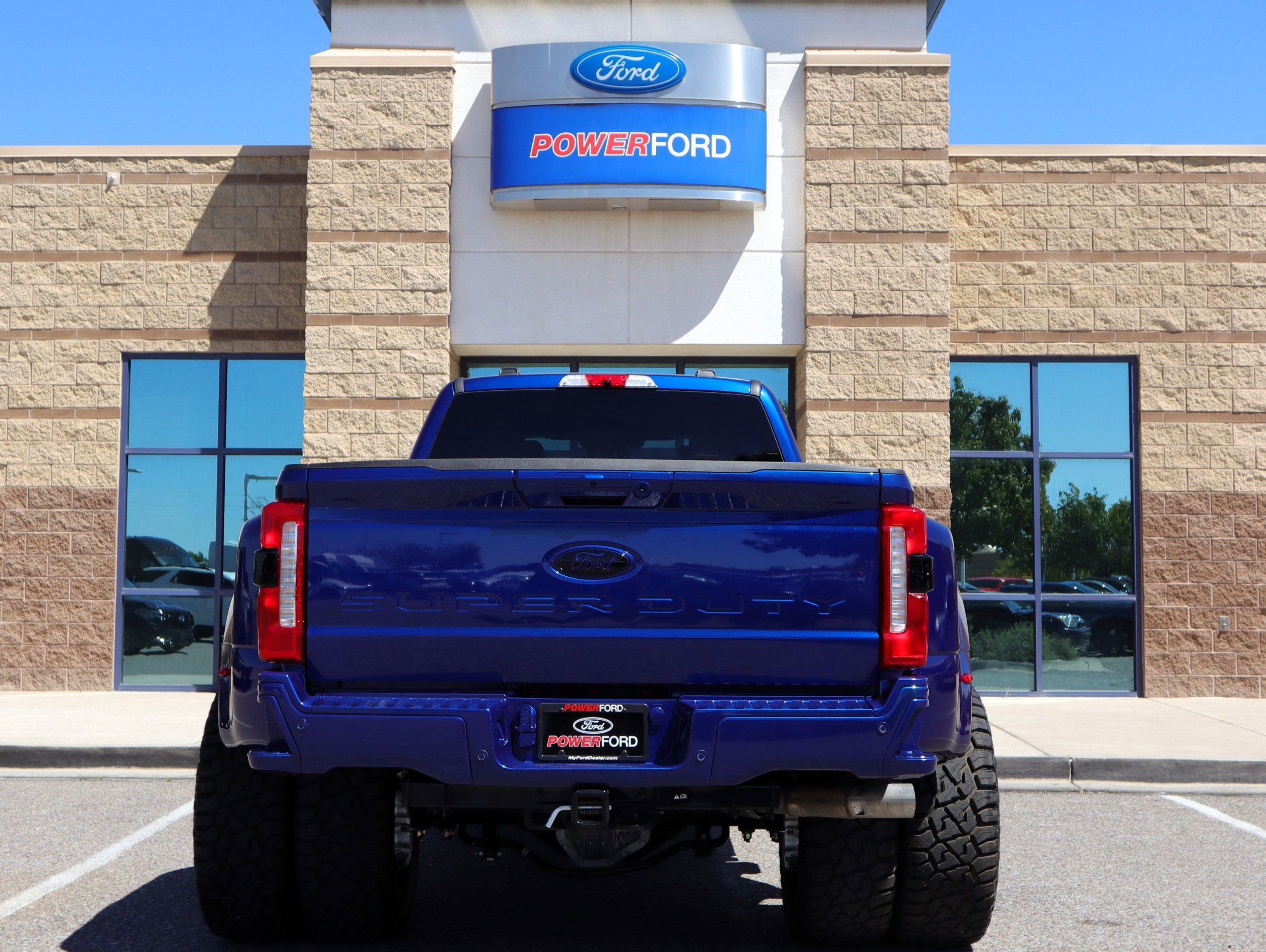 2026 Ford F-450SD Lariat DRW