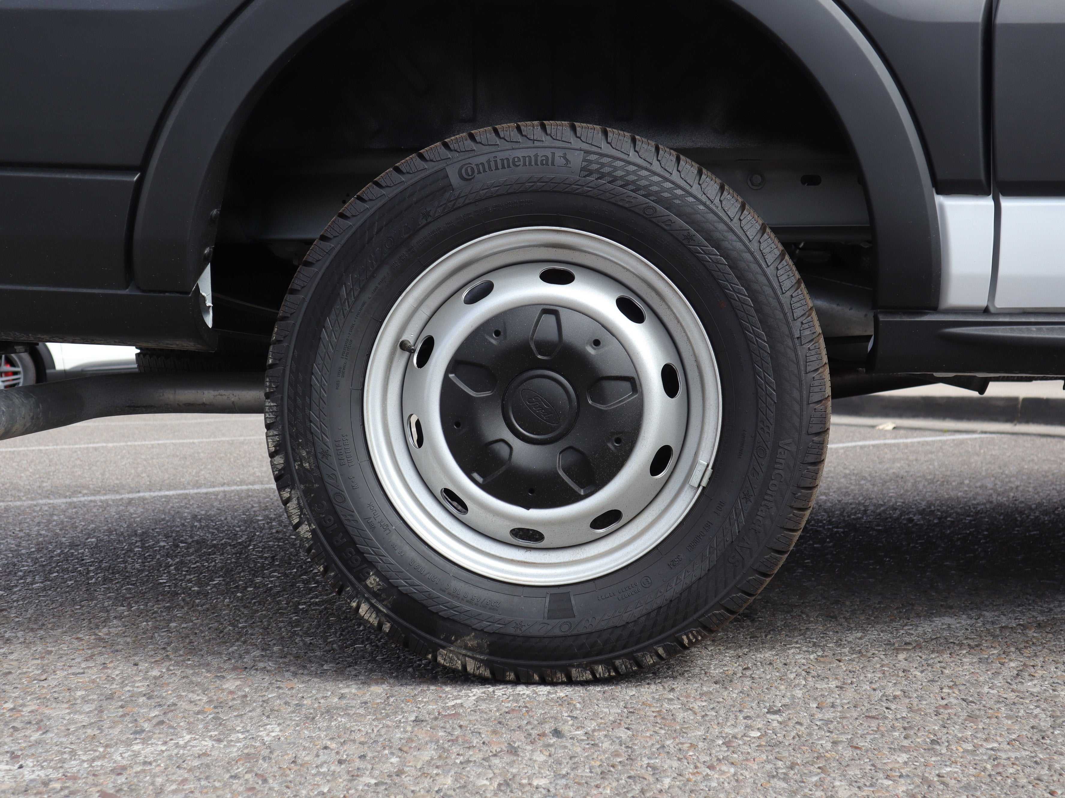 2025 Ford Transit-250 Base