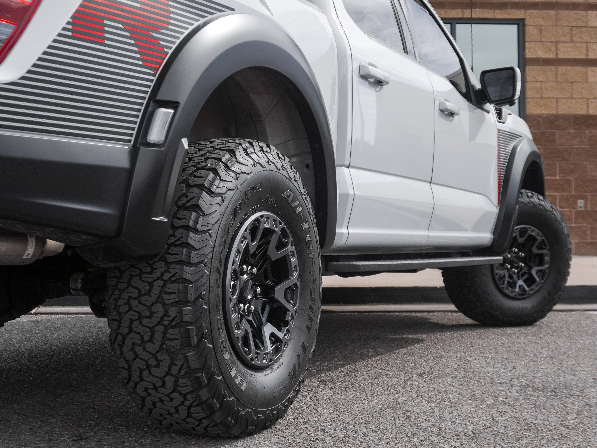 2025 Ford F-150 Raptor R