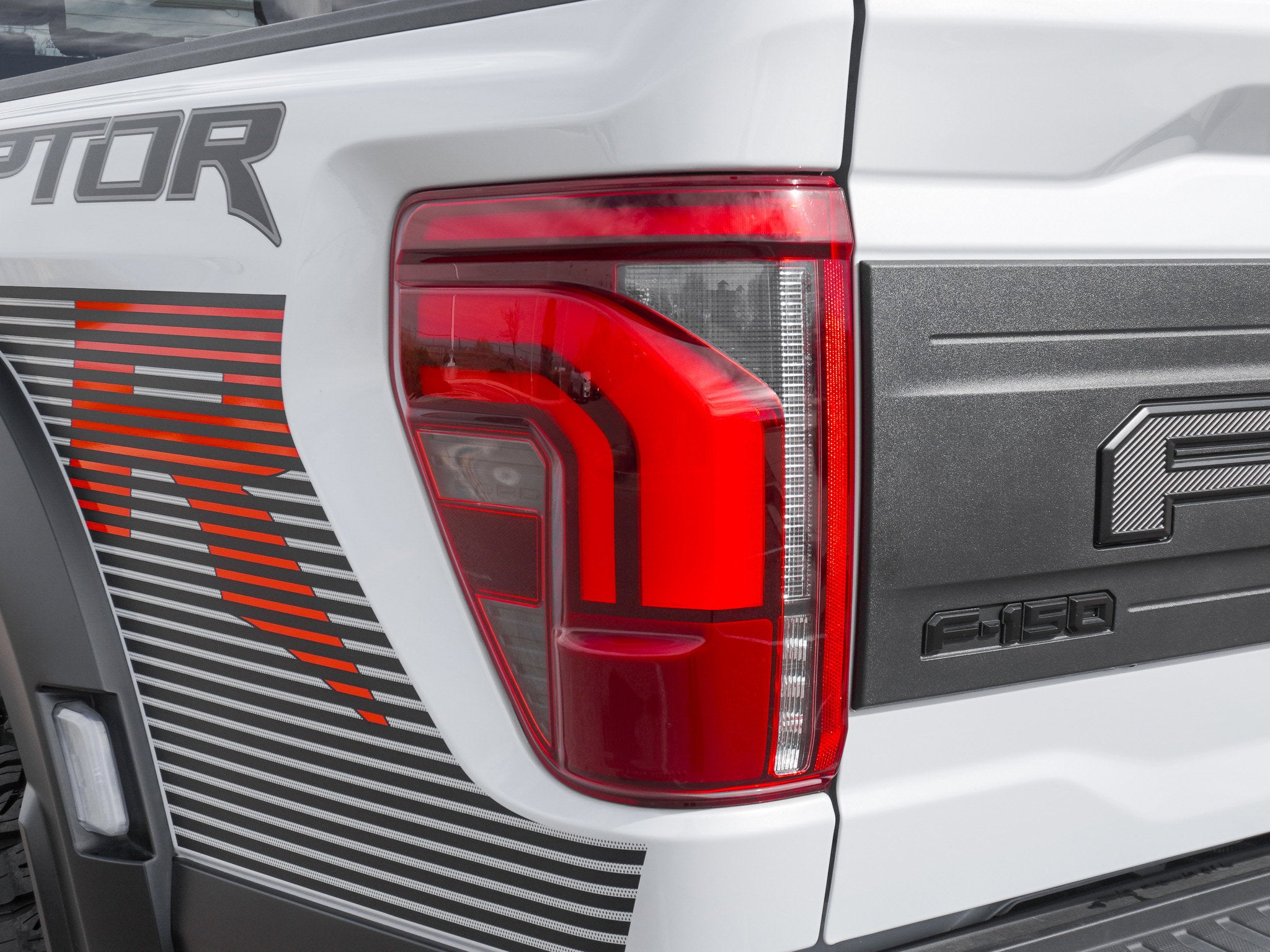 2025 Ford F-150 Raptor R