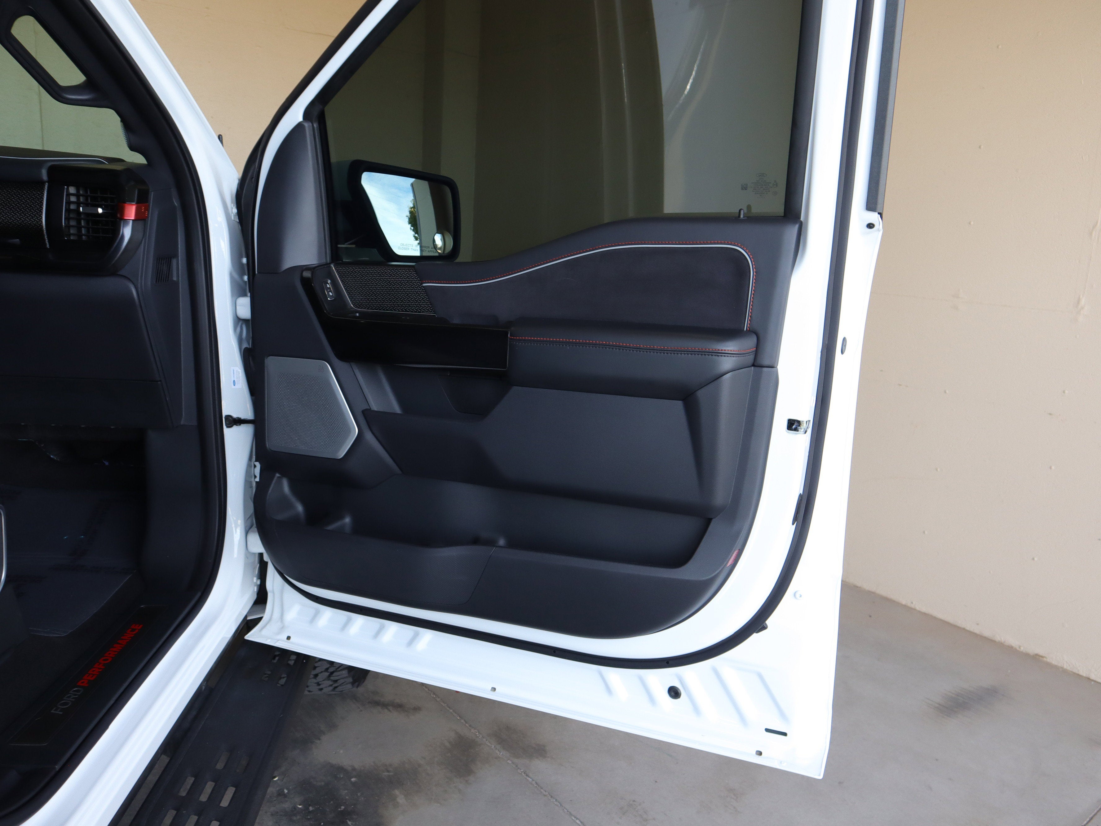 2024 Ford F-150 Raptor R