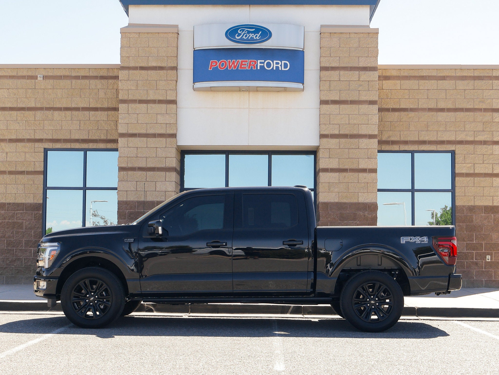 2025 Ford F-150 Platinum