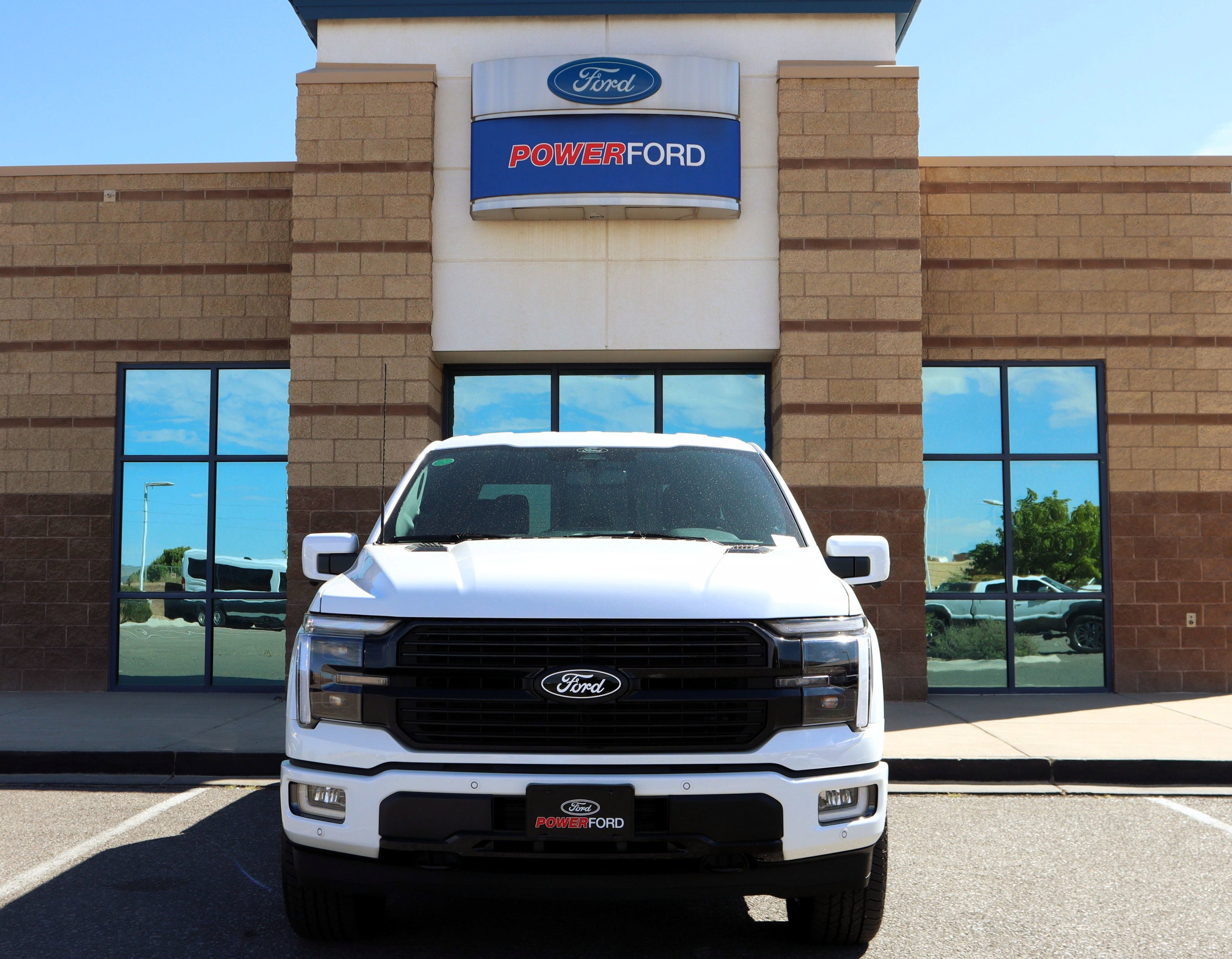 2025 Ford F-150 Platinum