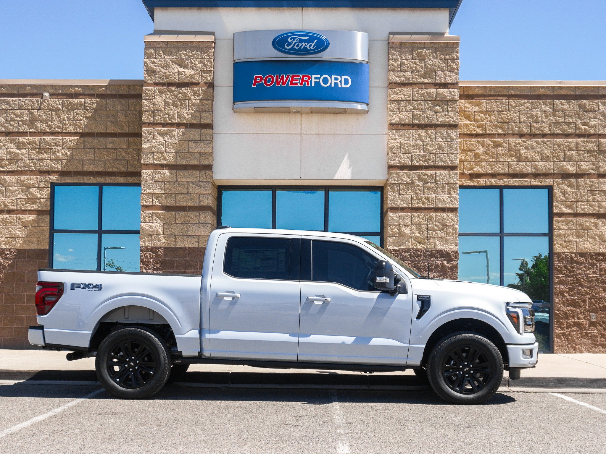 2025 Ford F-150 Platinum
