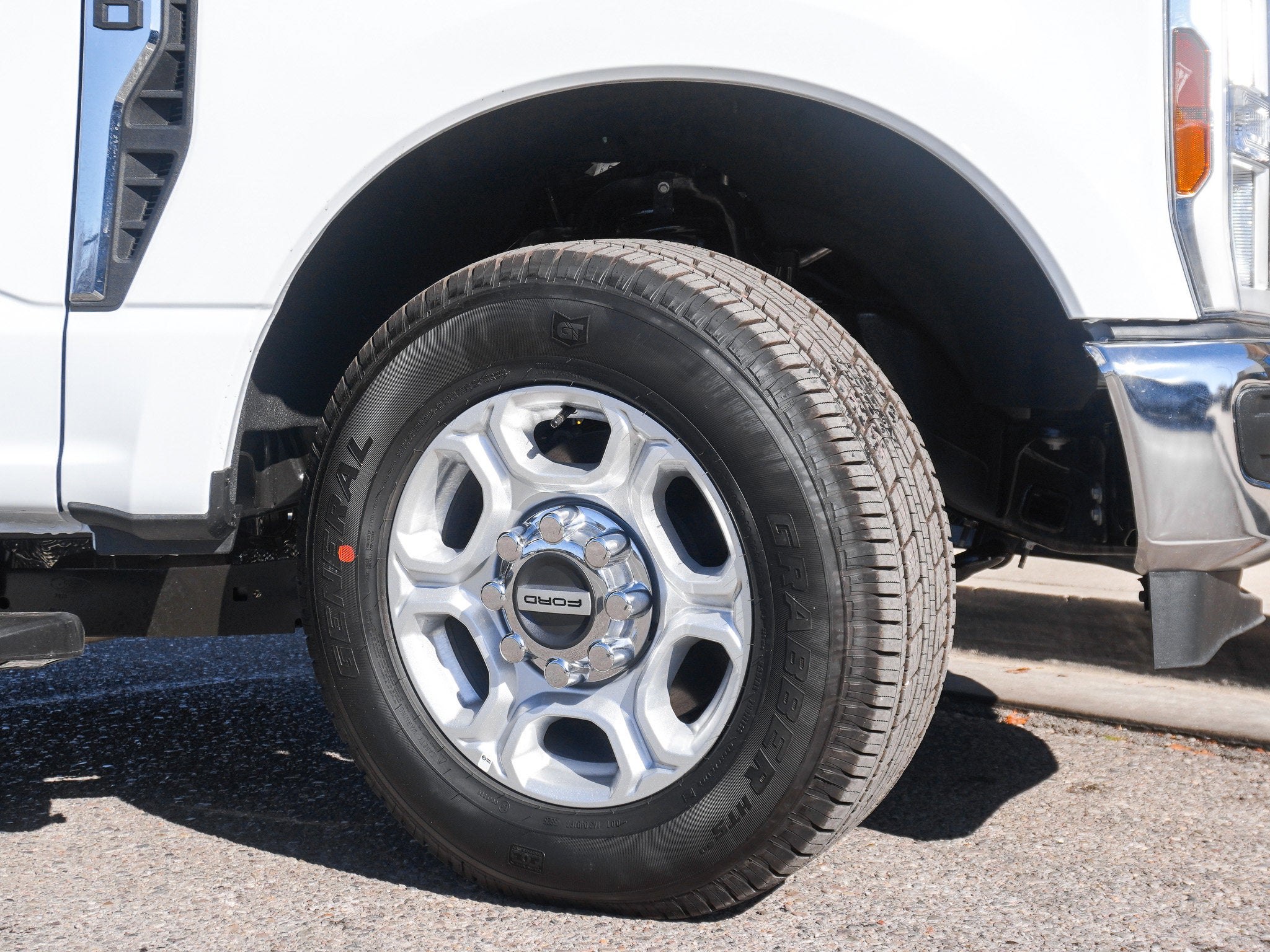 2026 Ford F-350SD XLT