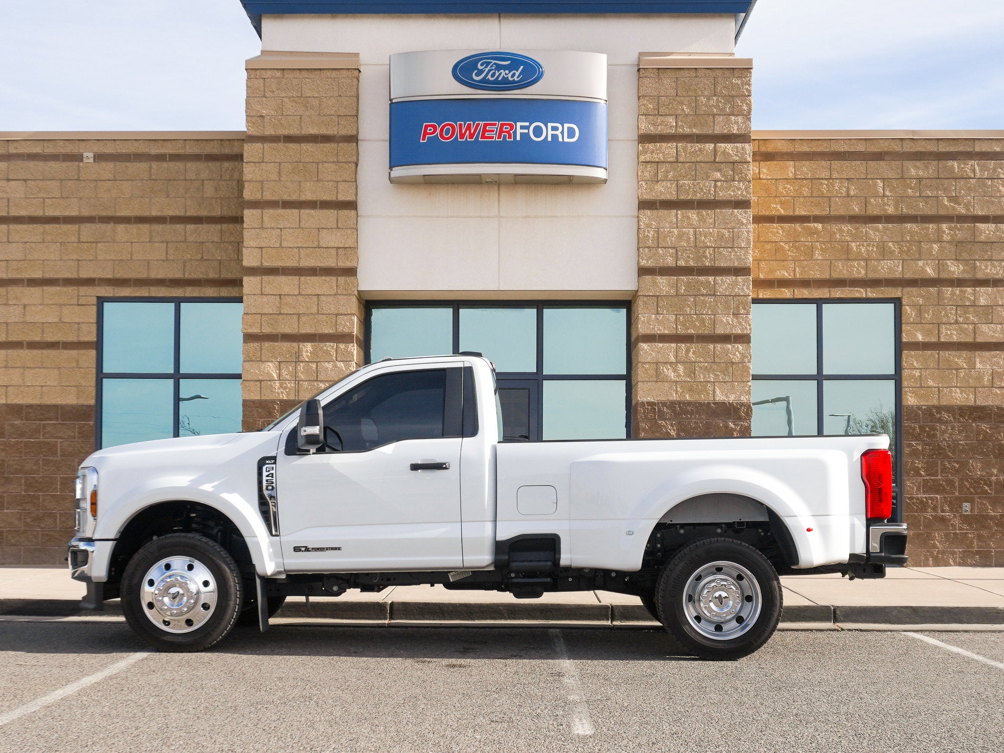 2026 Ford F-450SD XLT DRW