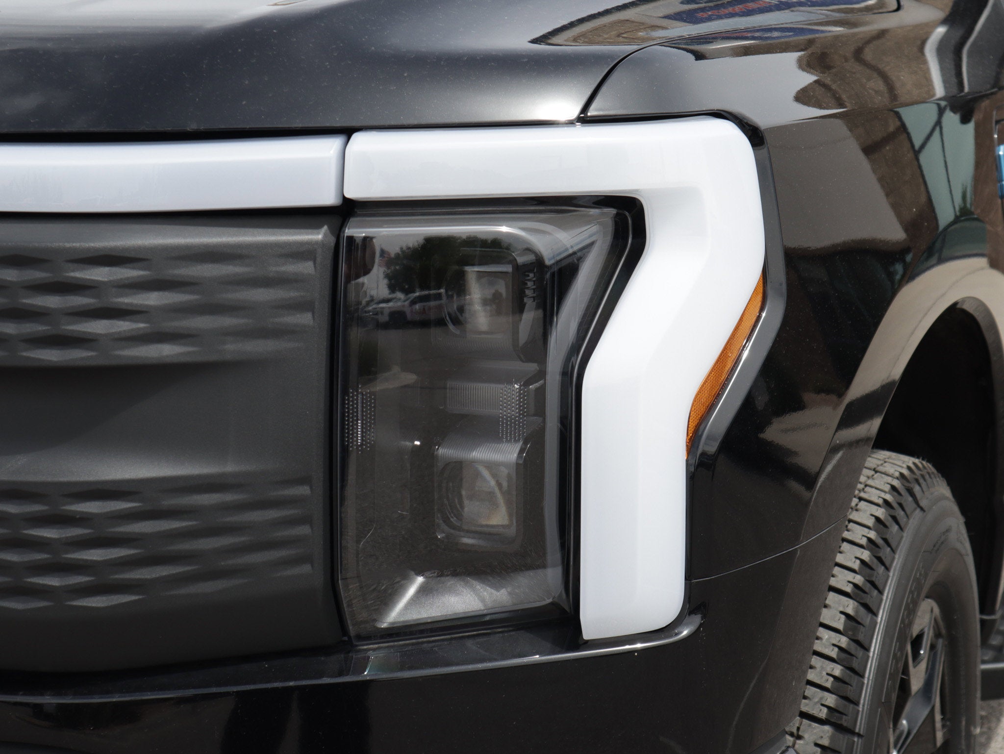 2025 Ford F-150 Lightning XLT