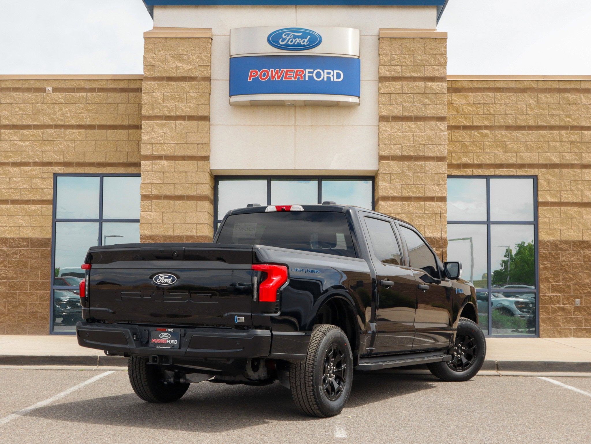 2025 Ford F-150 Lightning XLT