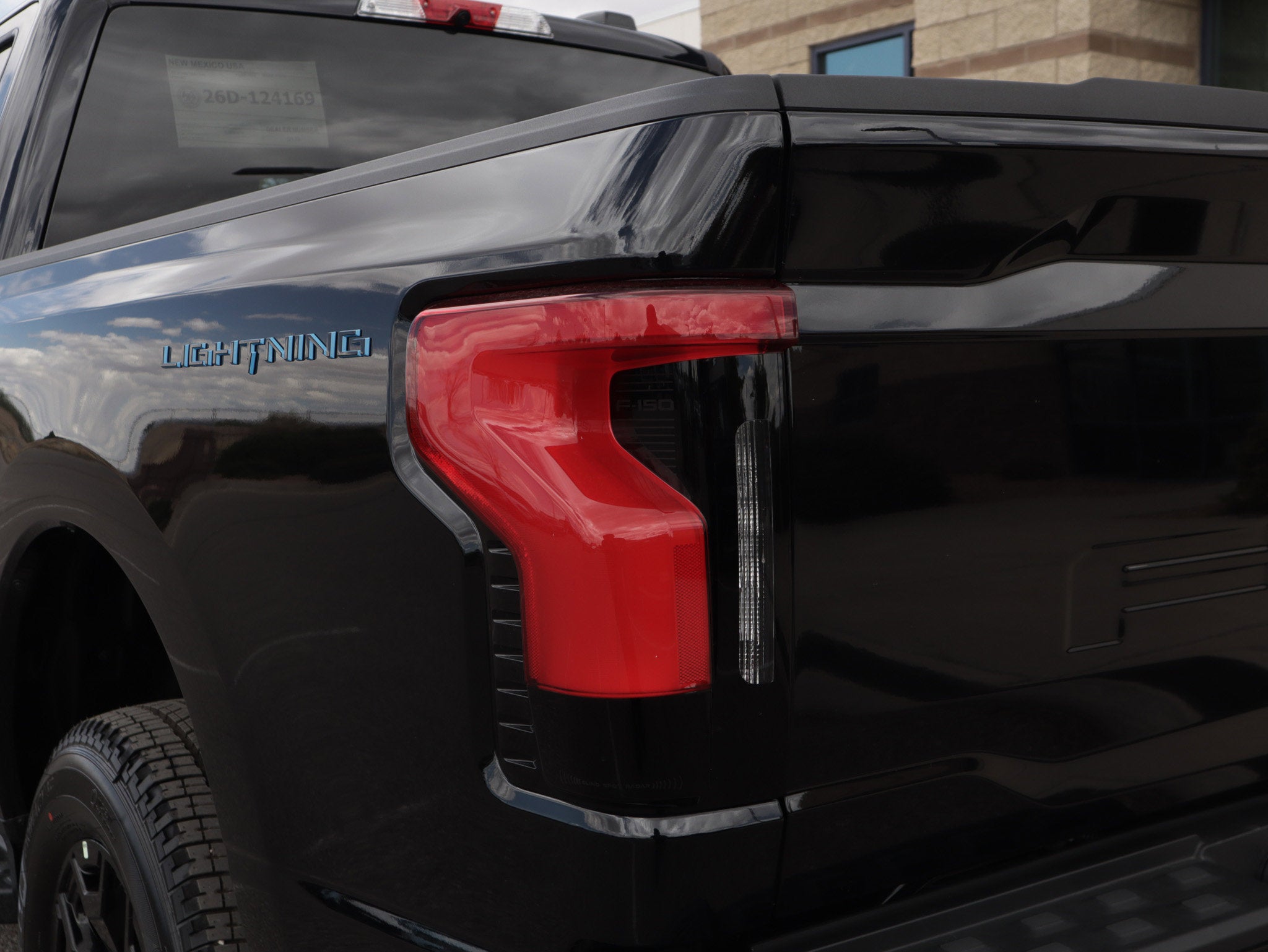 2025 Ford F-150 Lightning XLT