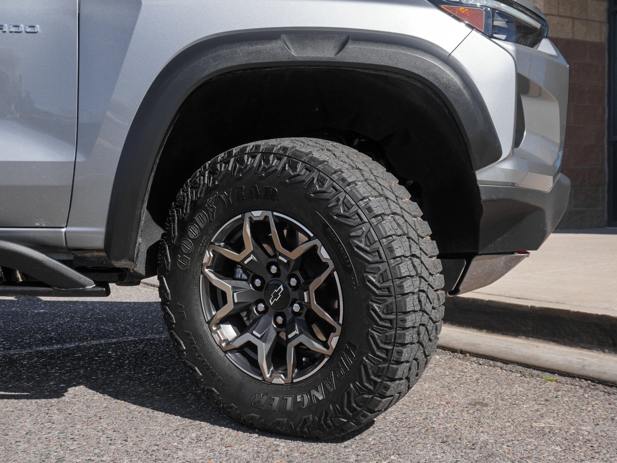 2025 Chevrolet Colorado ZR2