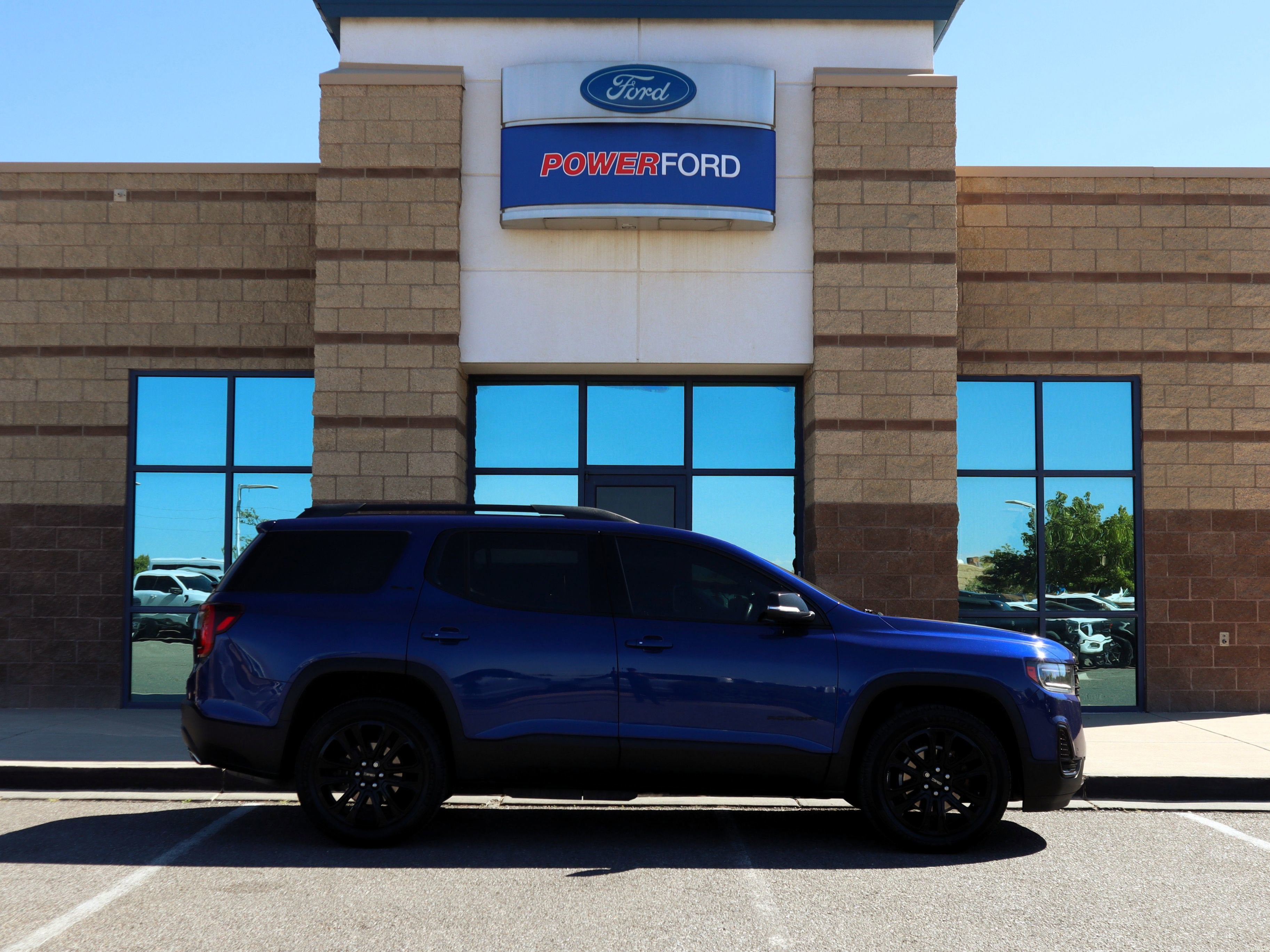 2023 GMC Acadia SLE