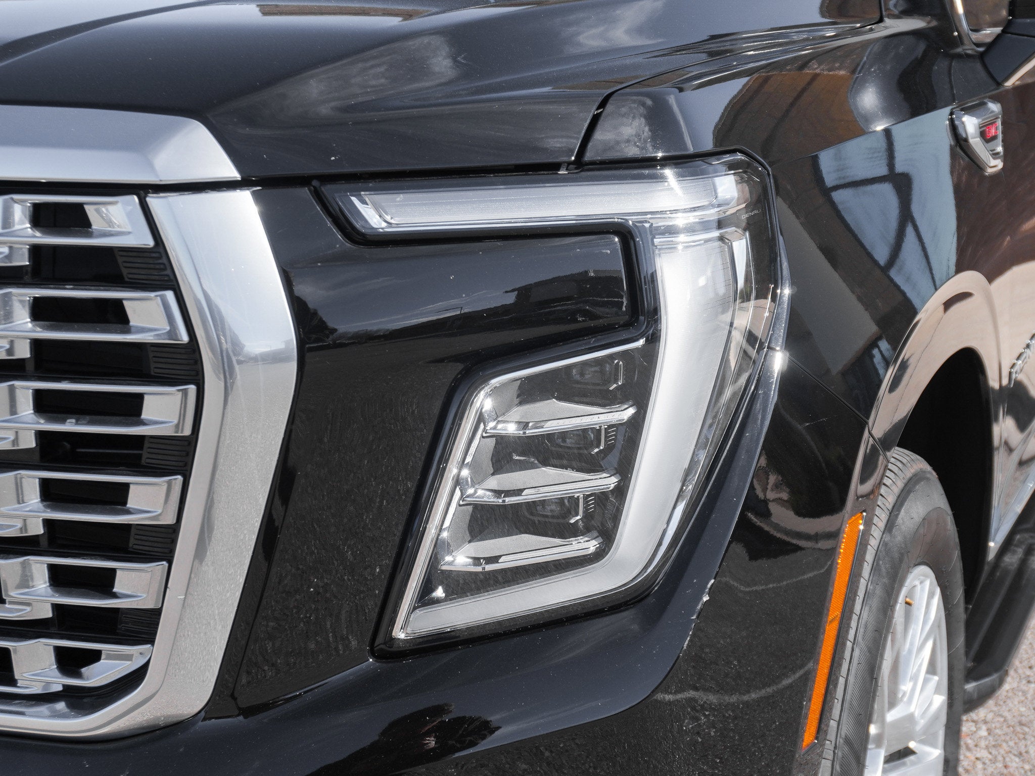 2025 GMC Yukon Denali