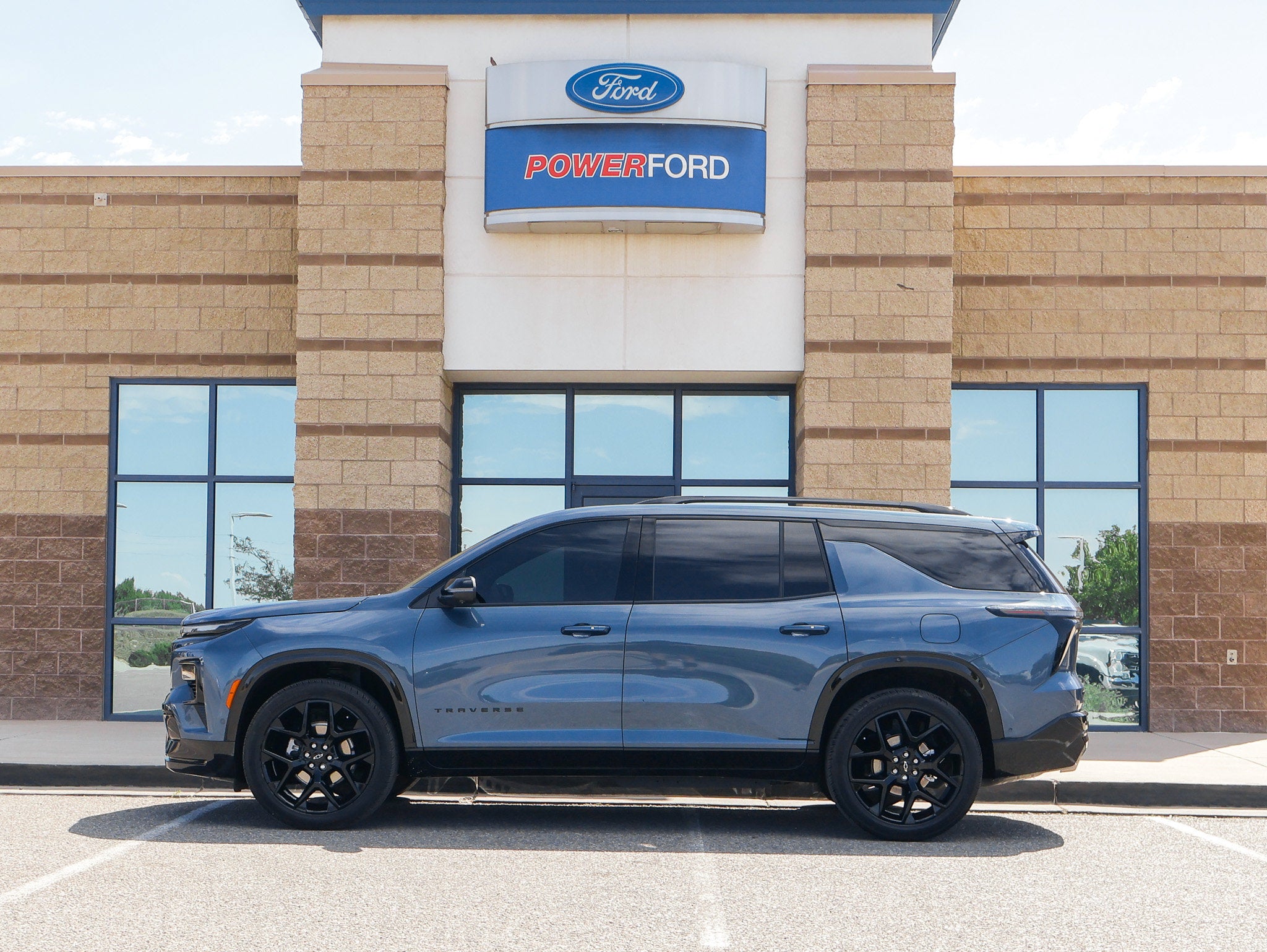 2025 Chevrolet Traverse RS