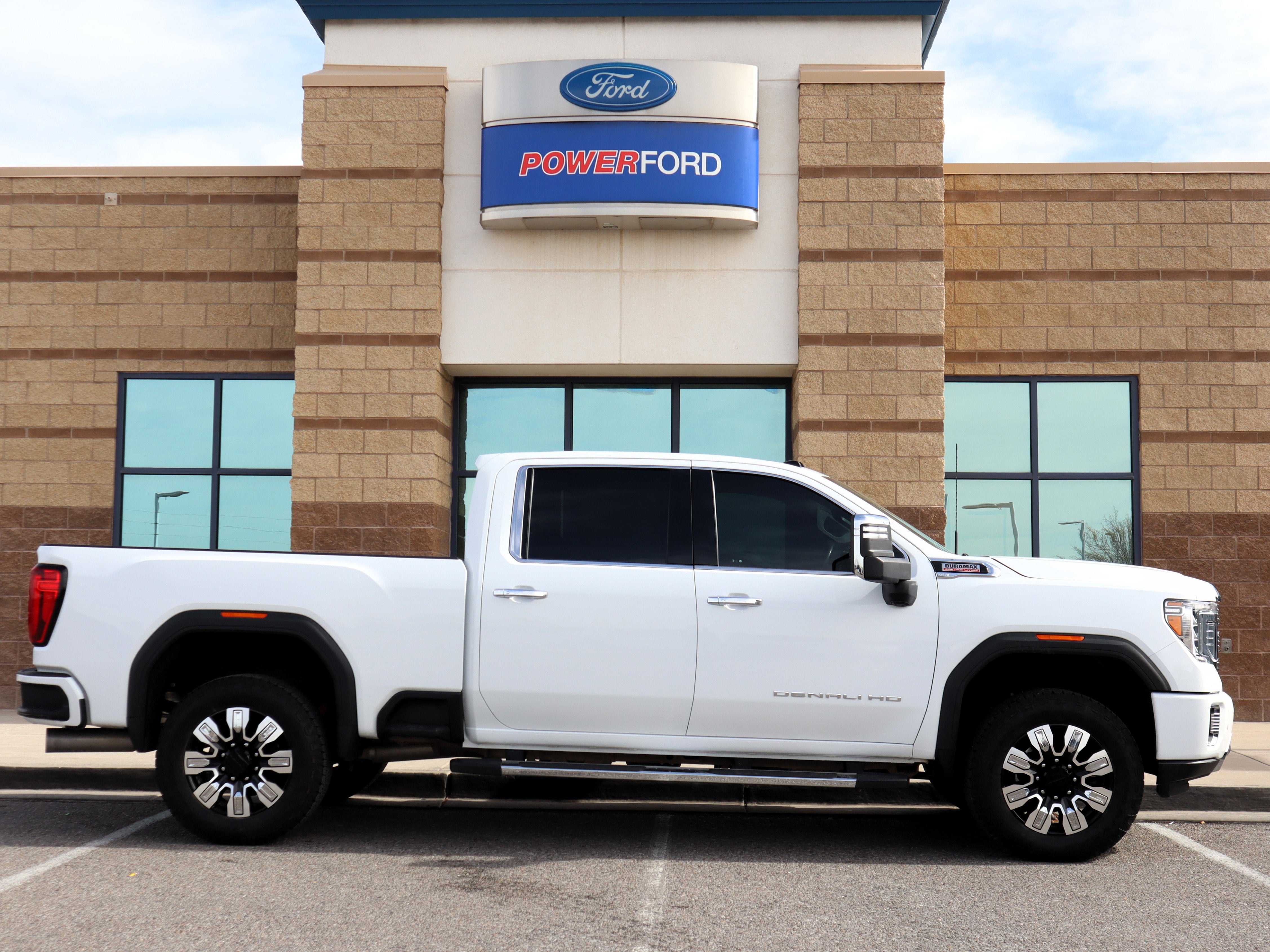 2023 GMC Sierra 3500HD Denali