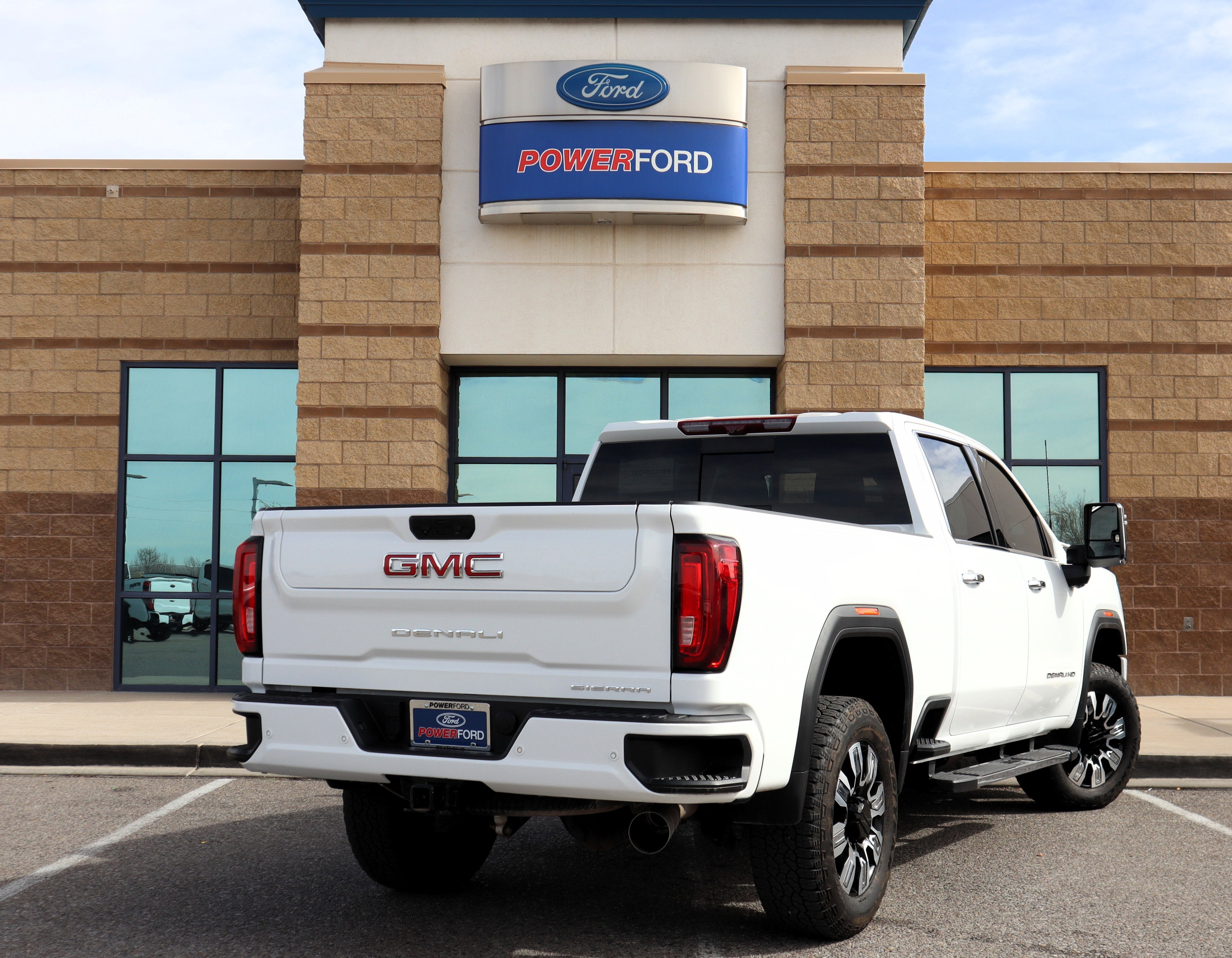 2023 GMC Sierra 3500HD Denali