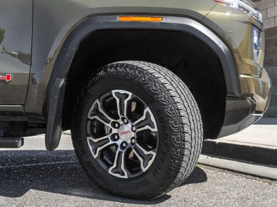 2024 GMC Canyon AT4